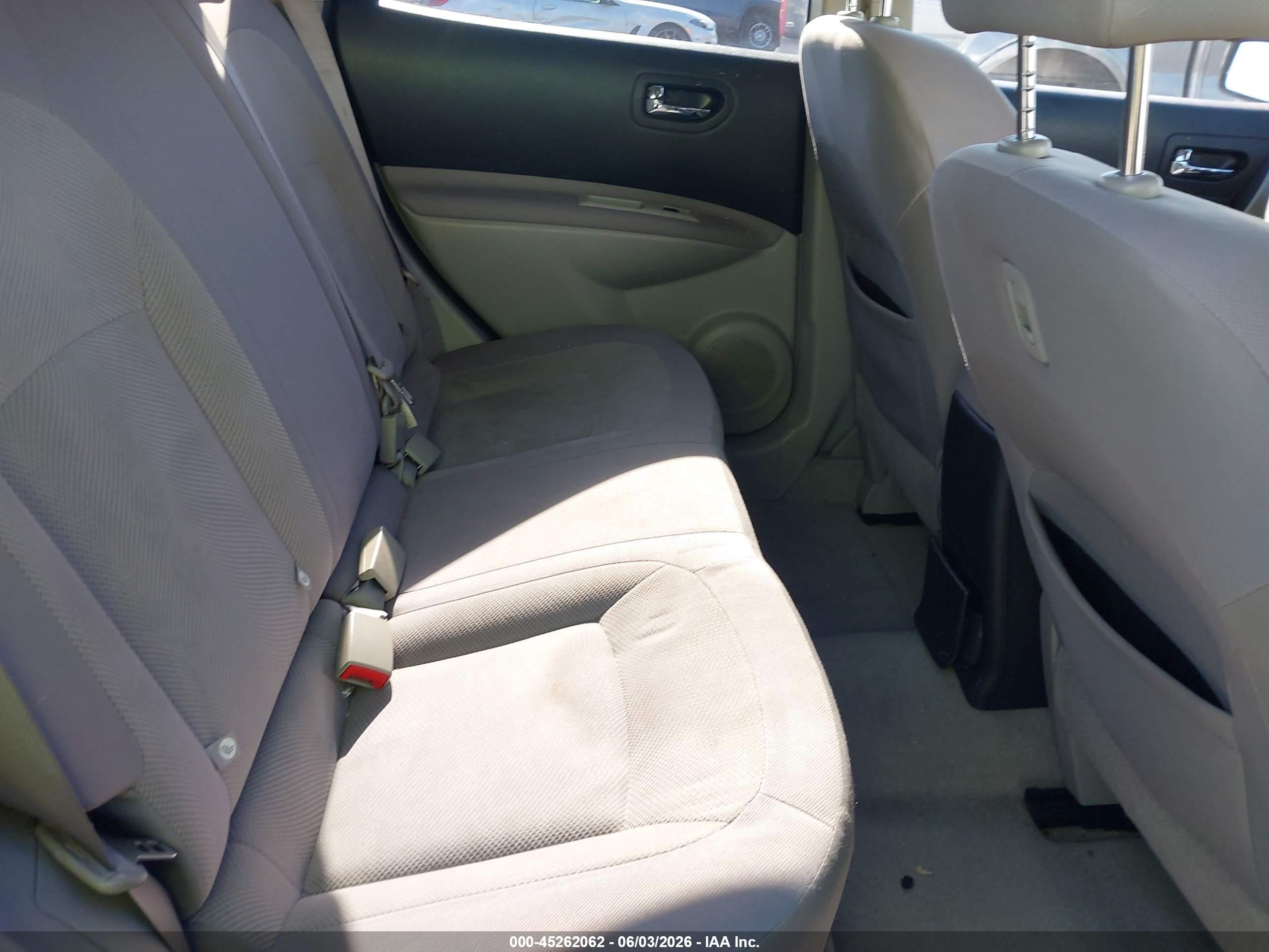 2013 Nissan Rogue S Серый vin: JN8AS5MV6DW600062