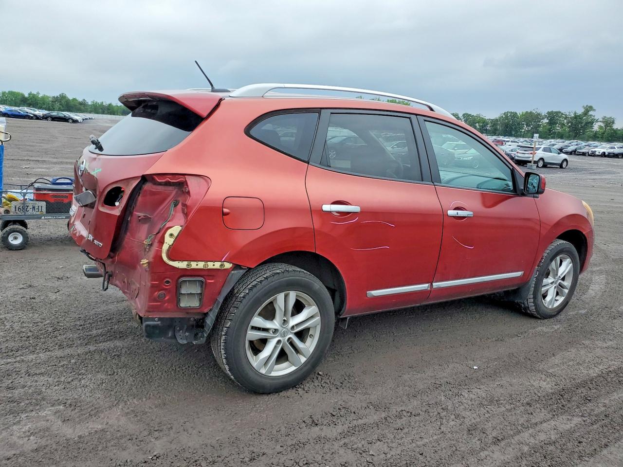 2013 Nissan Rogue S Красный vin: JN8AS5MV6DW613474