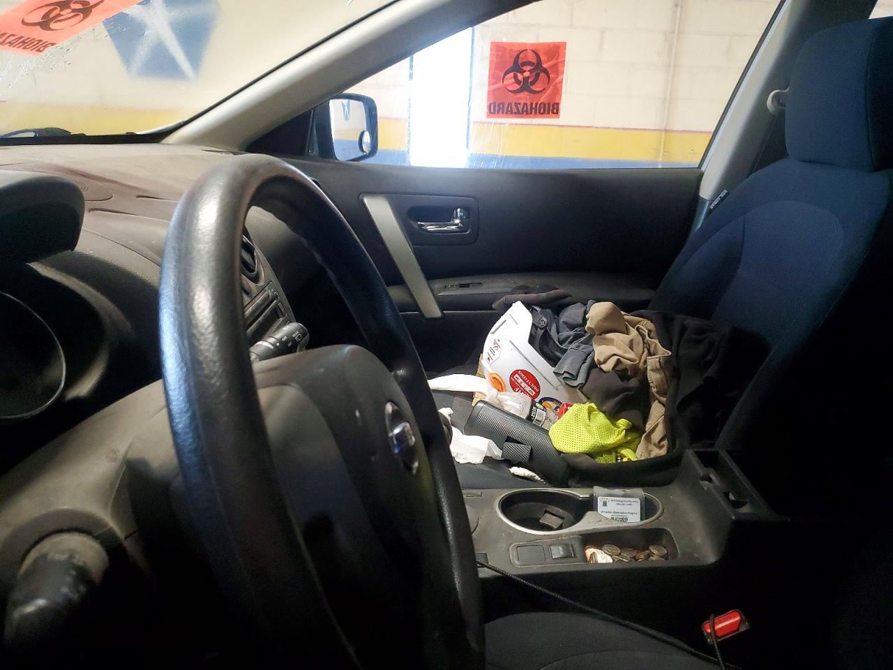 2013 Nissan Rogue S Silver vin: JN8AS5MV6DW621011