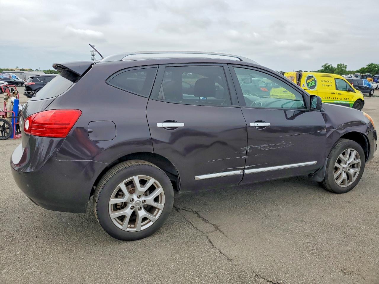 2013 Nissan Rogue S Темно-бордовый vin: JN8AS5MV6DW634955