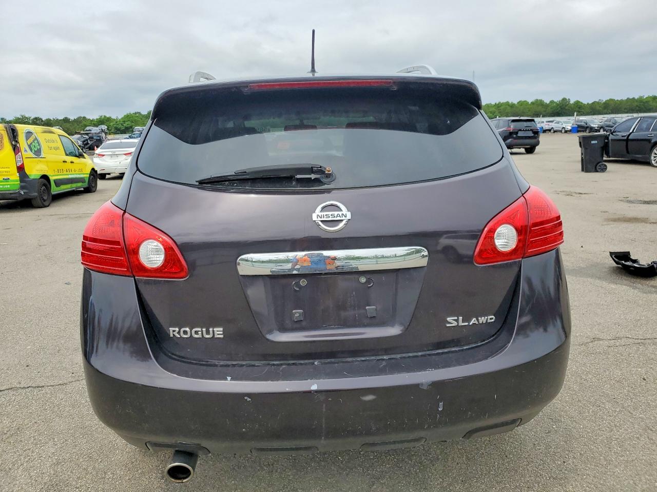 2013 Nissan Rogue S Темно-бордовый vin: JN8AS5MV6DW634955