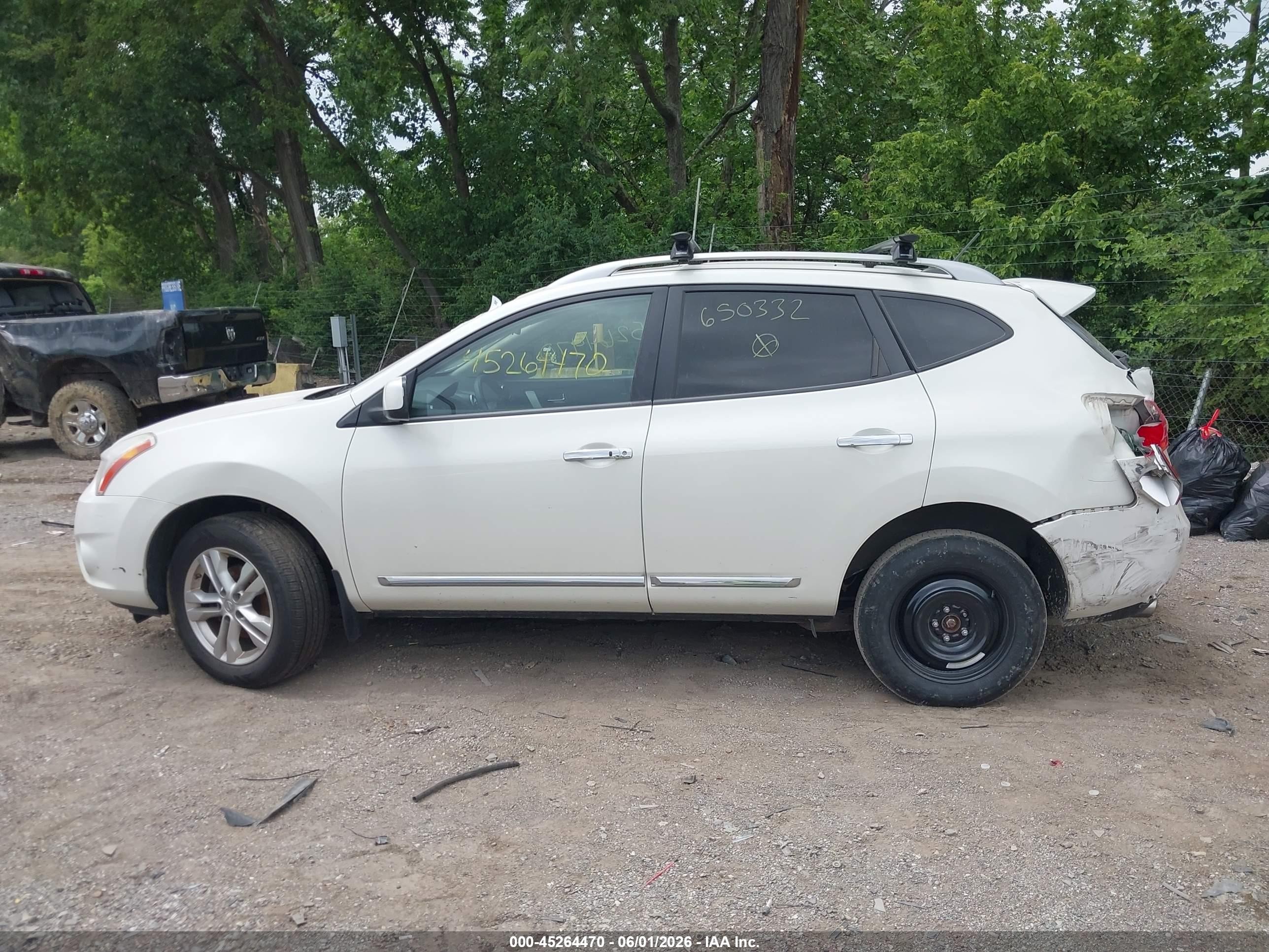 2013 Nissan Rogue Sv White vin: JN8AS5MV6DW650332