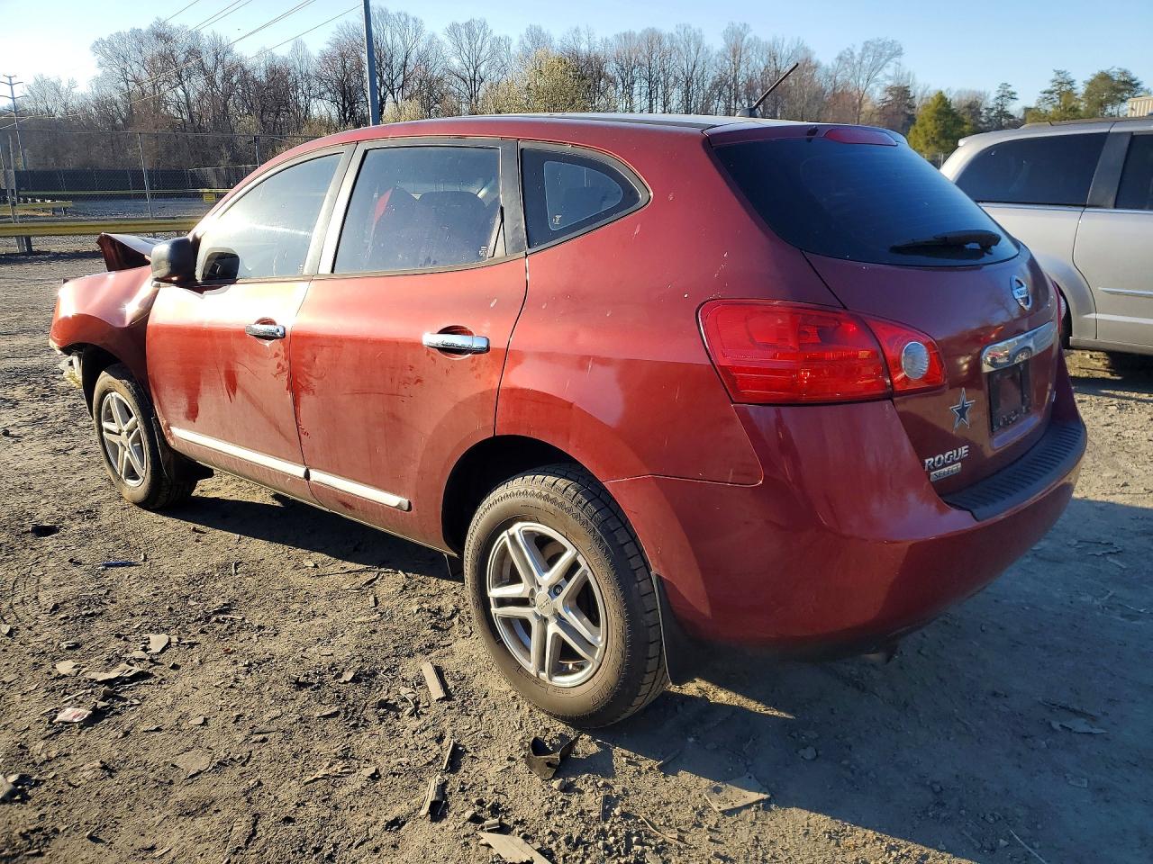 2014 Nissan Rogue Select S Red vin: JN8AS5MV6EW706352