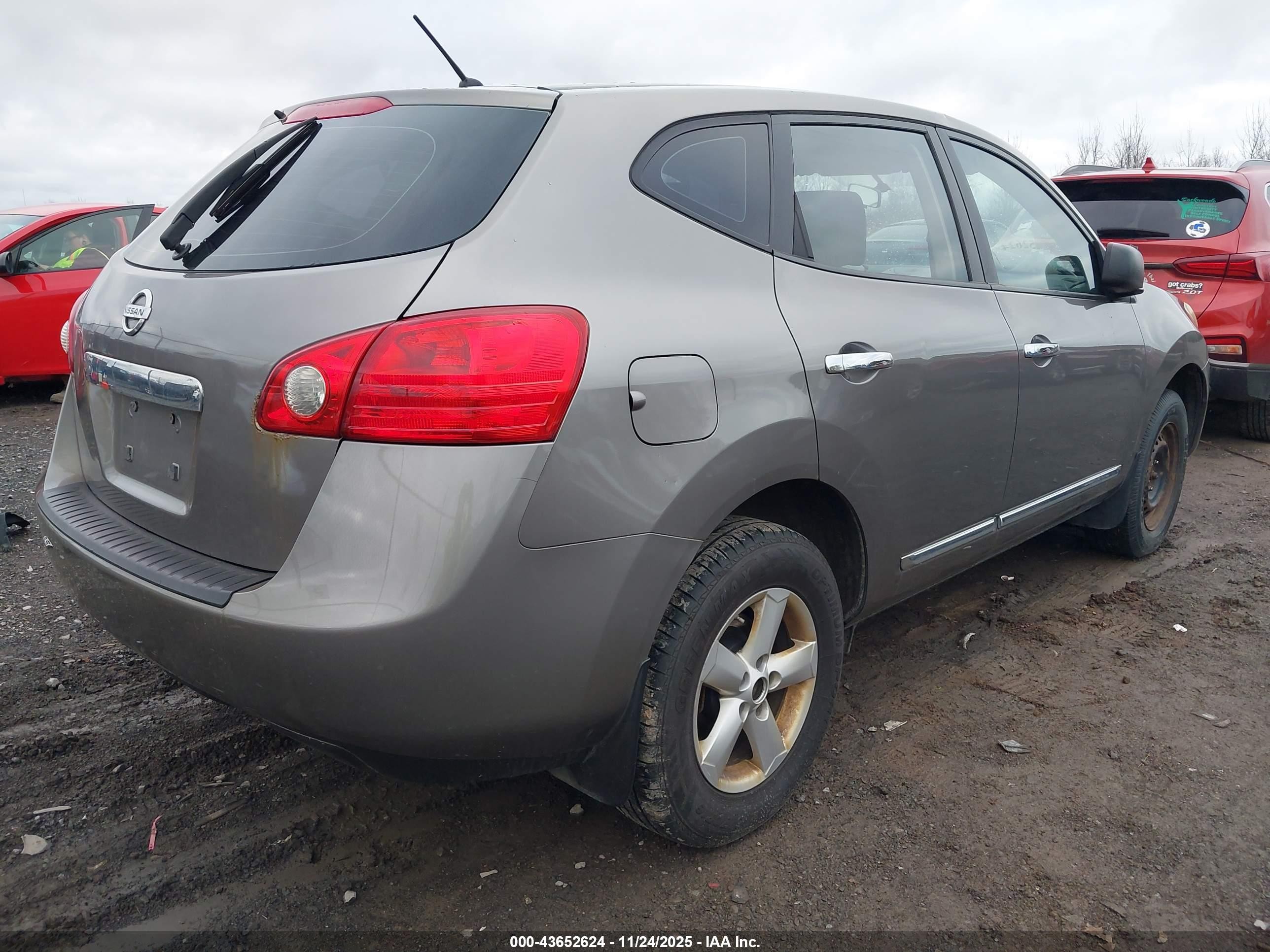 2014 Nissan Rogue Select S Champagne vin: JN8AS5MV6EW713253