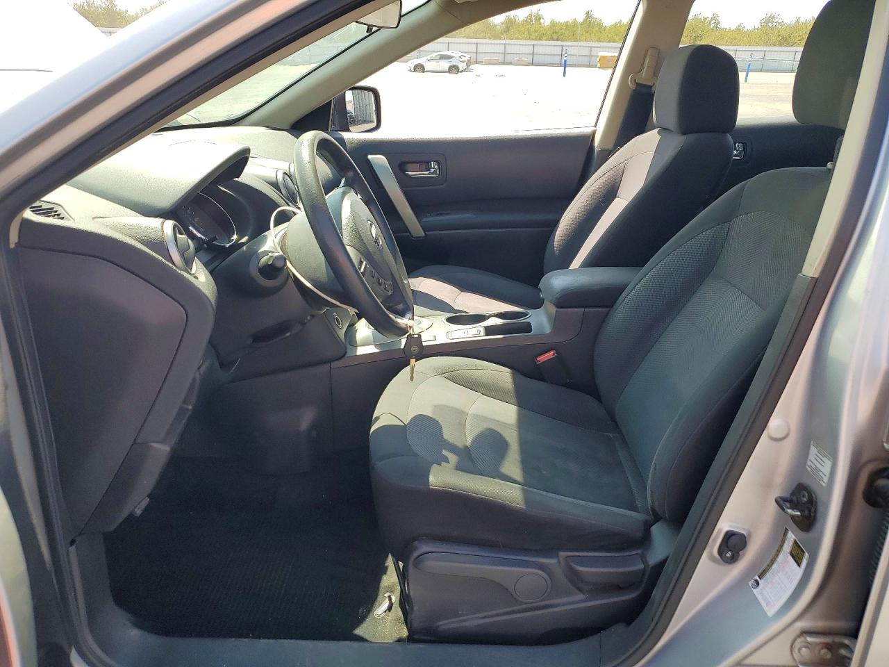 2015 Nissan Rogue Select S Silver vin: JN8AS5MV6FW758727