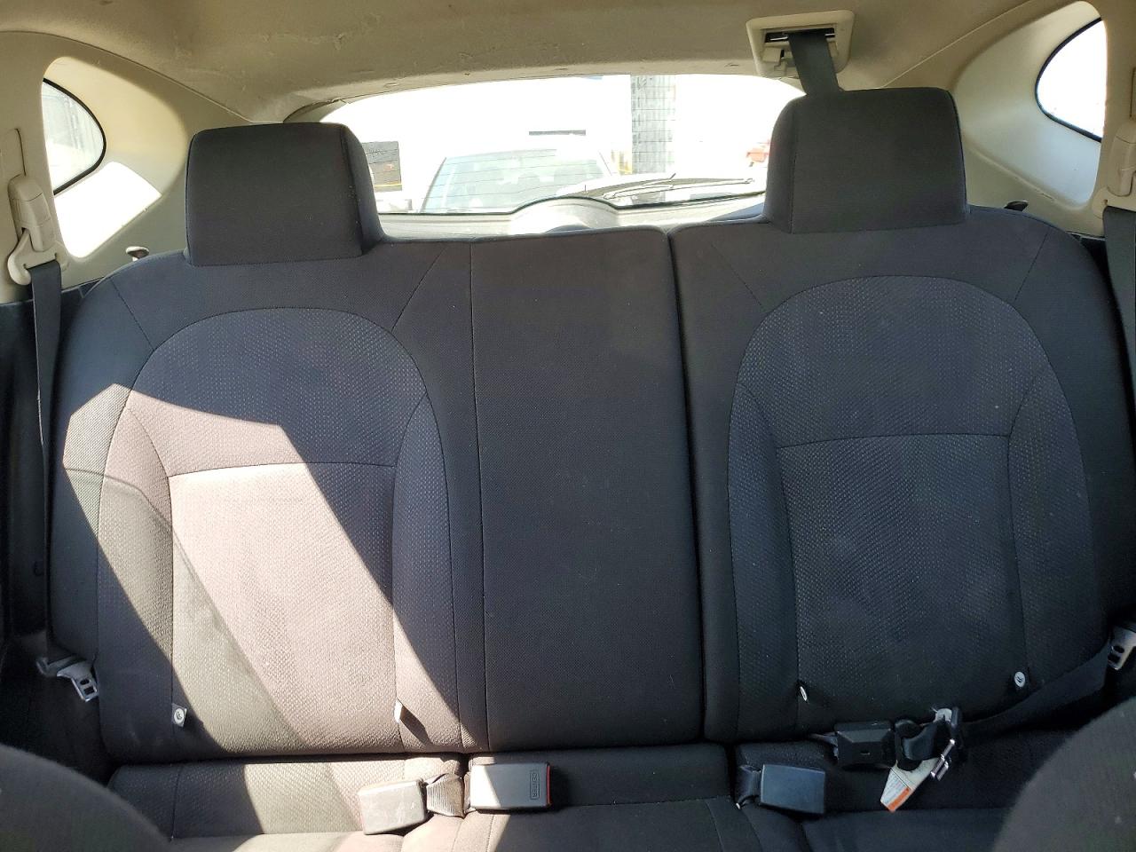 2015 Nissan Rogue Select S Silver vin: JN8AS5MV6FW758727