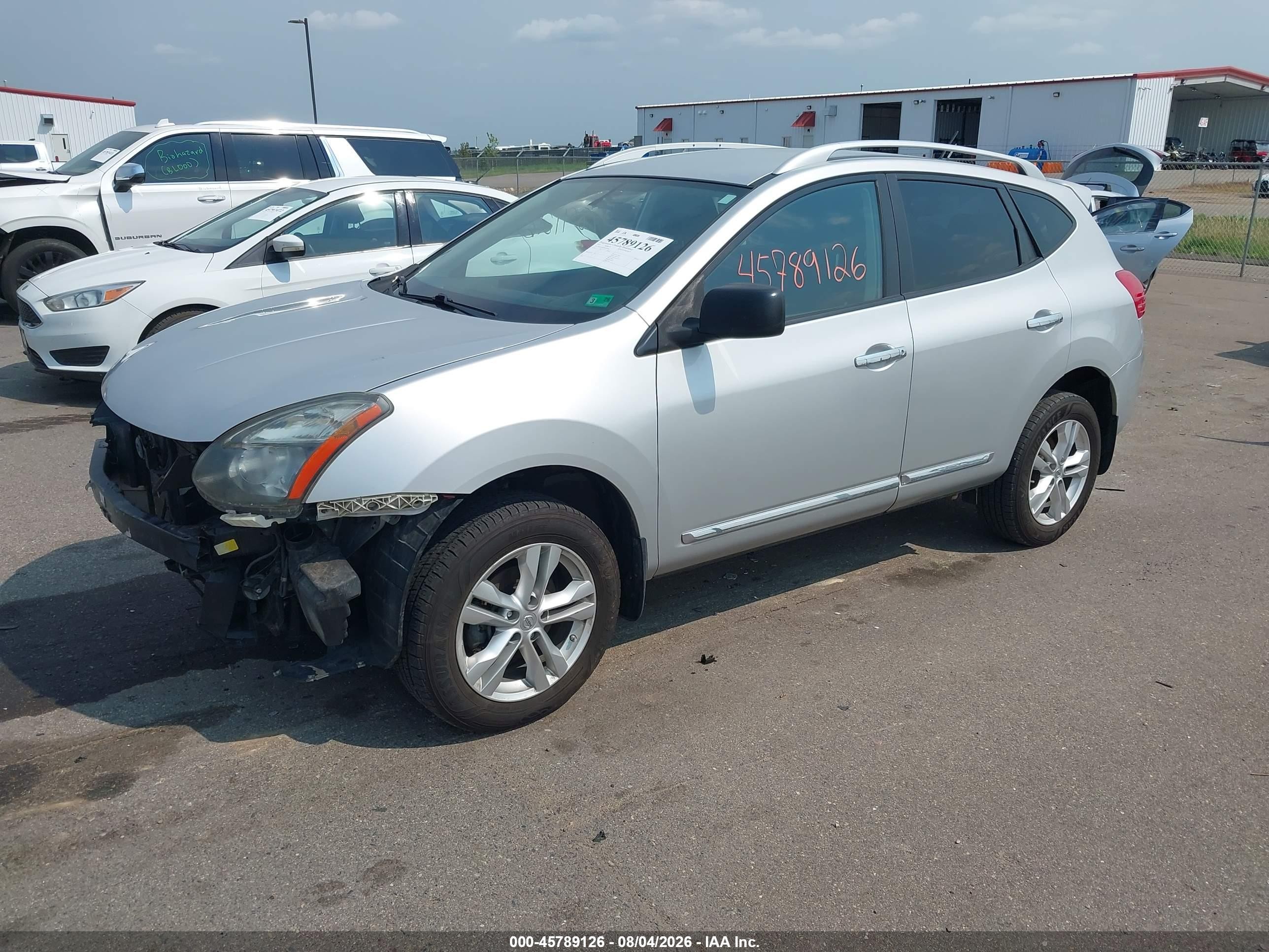 2015 Nissan Rogue Select S Silver vin: JN8AS5MV6FW767041
