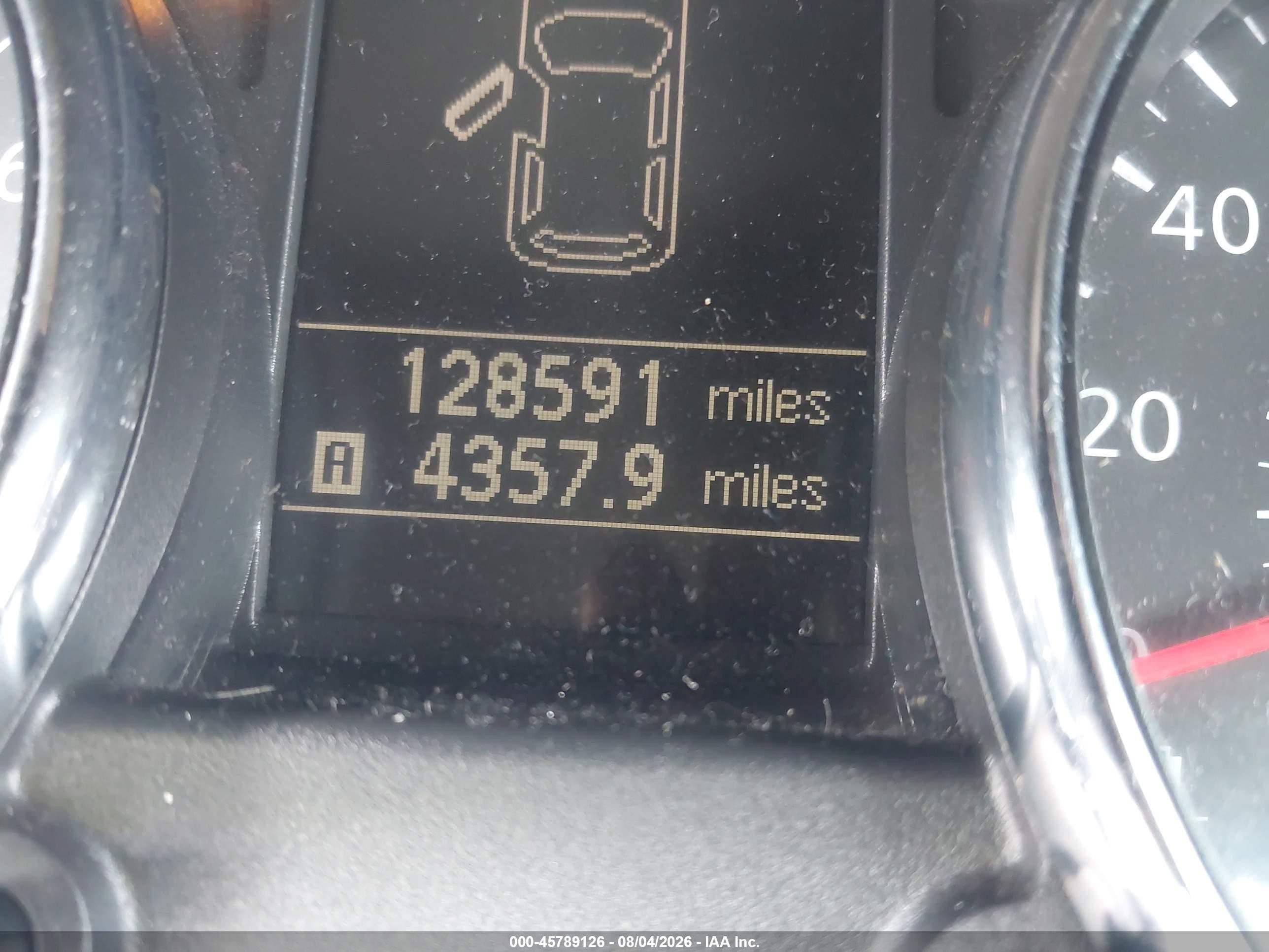 2015 Nissan Rogue Select S Silver vin: JN8AS5MV6FW767041