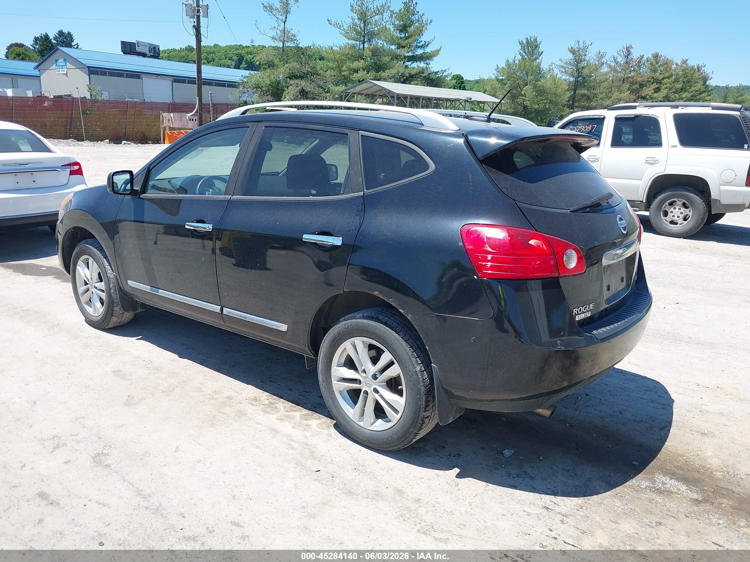 2015 Nissan Rogue Select S Черный vin: JN8AS5MV6FW768559