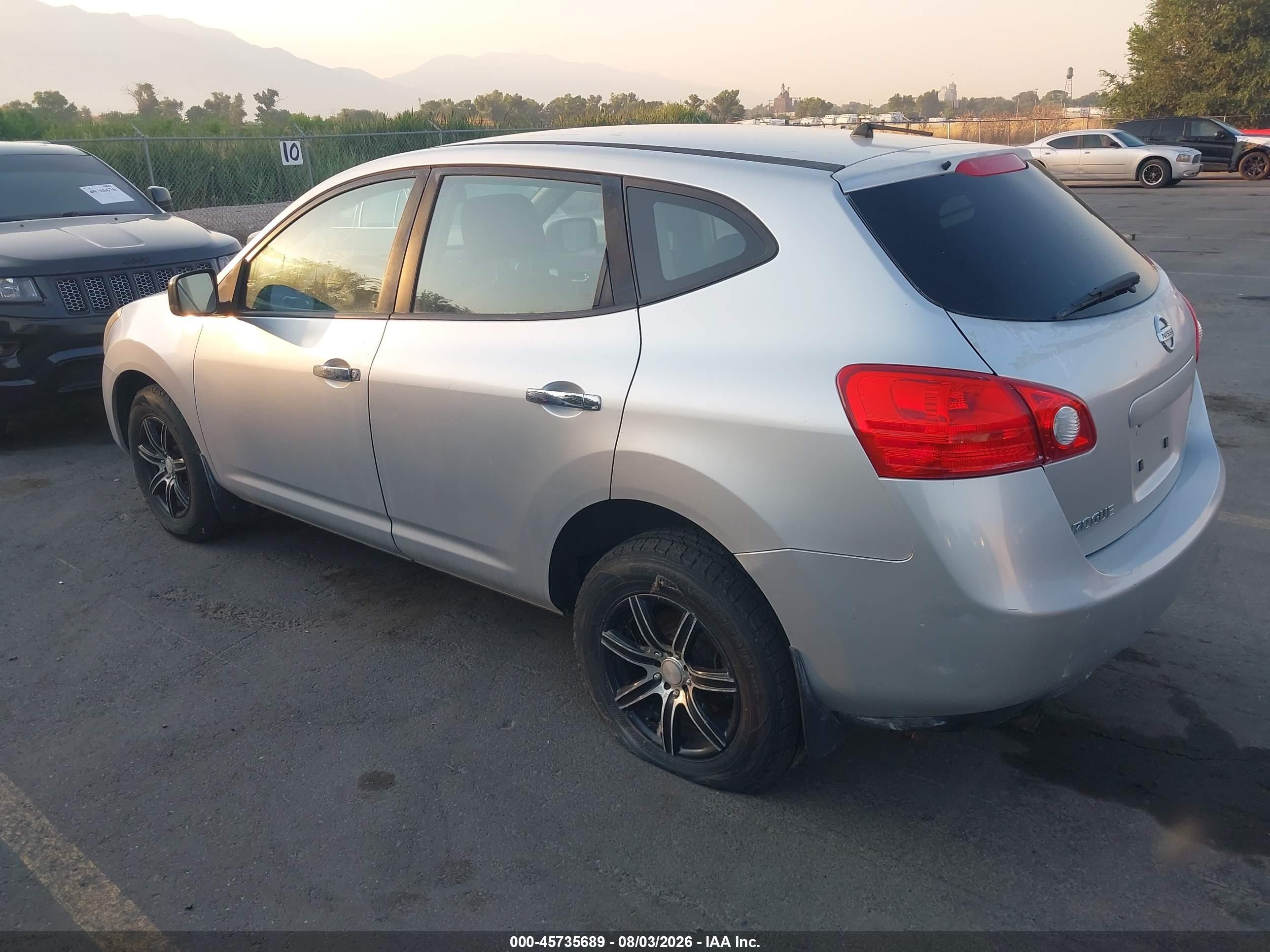 2010 Nissan Rogue S Silver vin: JN8AS5MV7AW113240