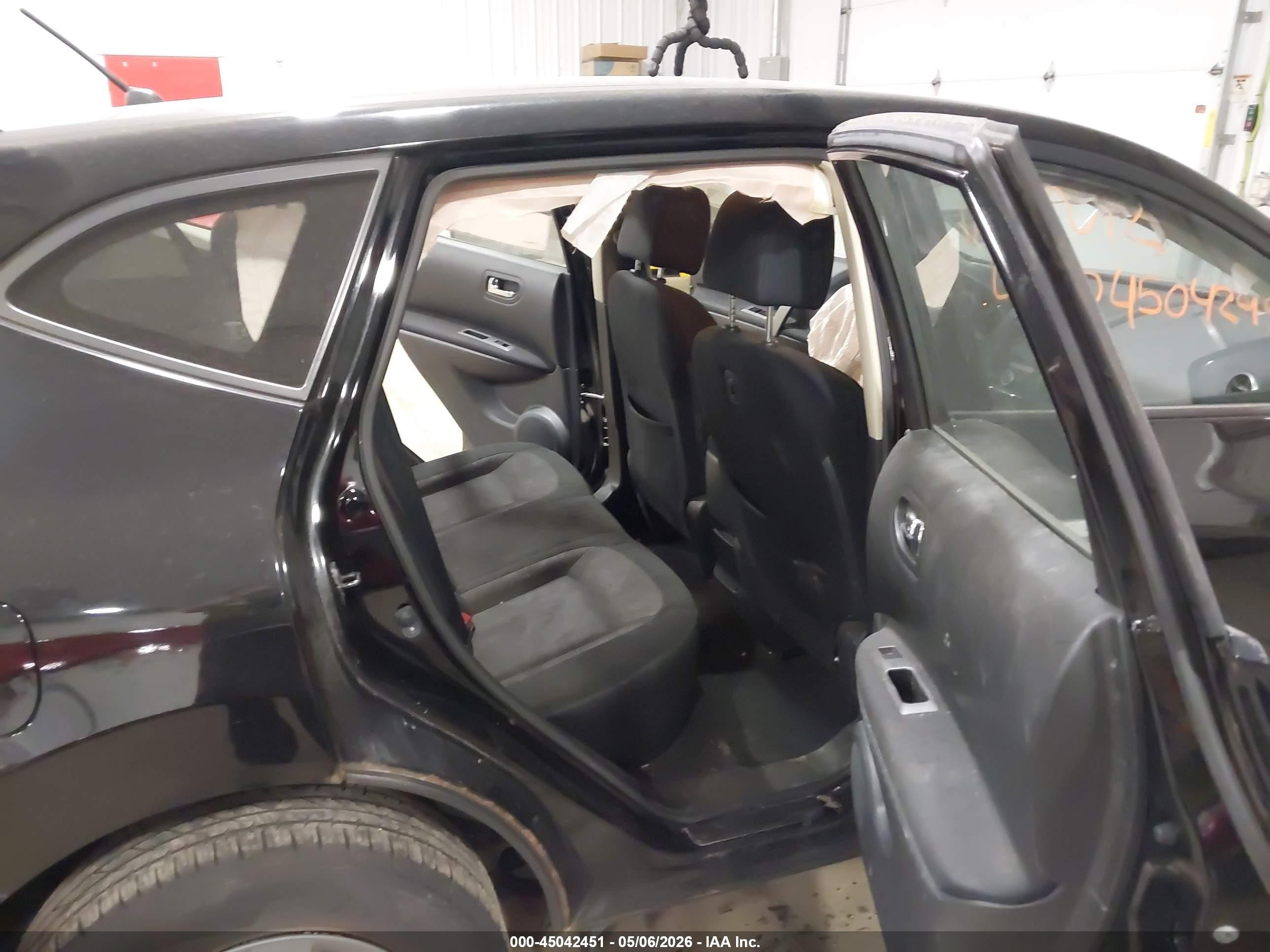 2011 Nissan Rogue S Черный vin: JN8AS5MV7BW271157