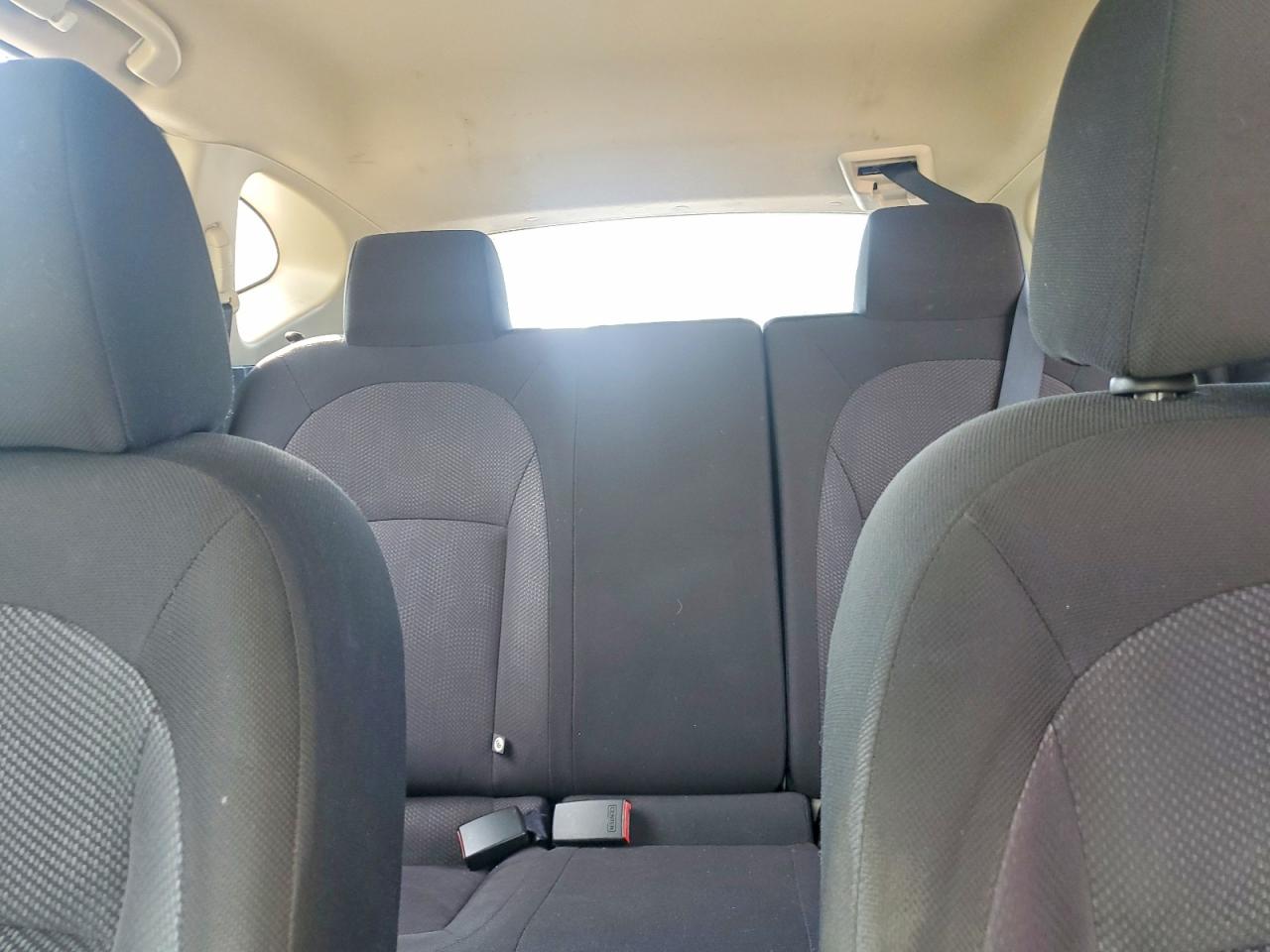2011 Nissan Rogue S White vin: JN8AS5MV7BW305792