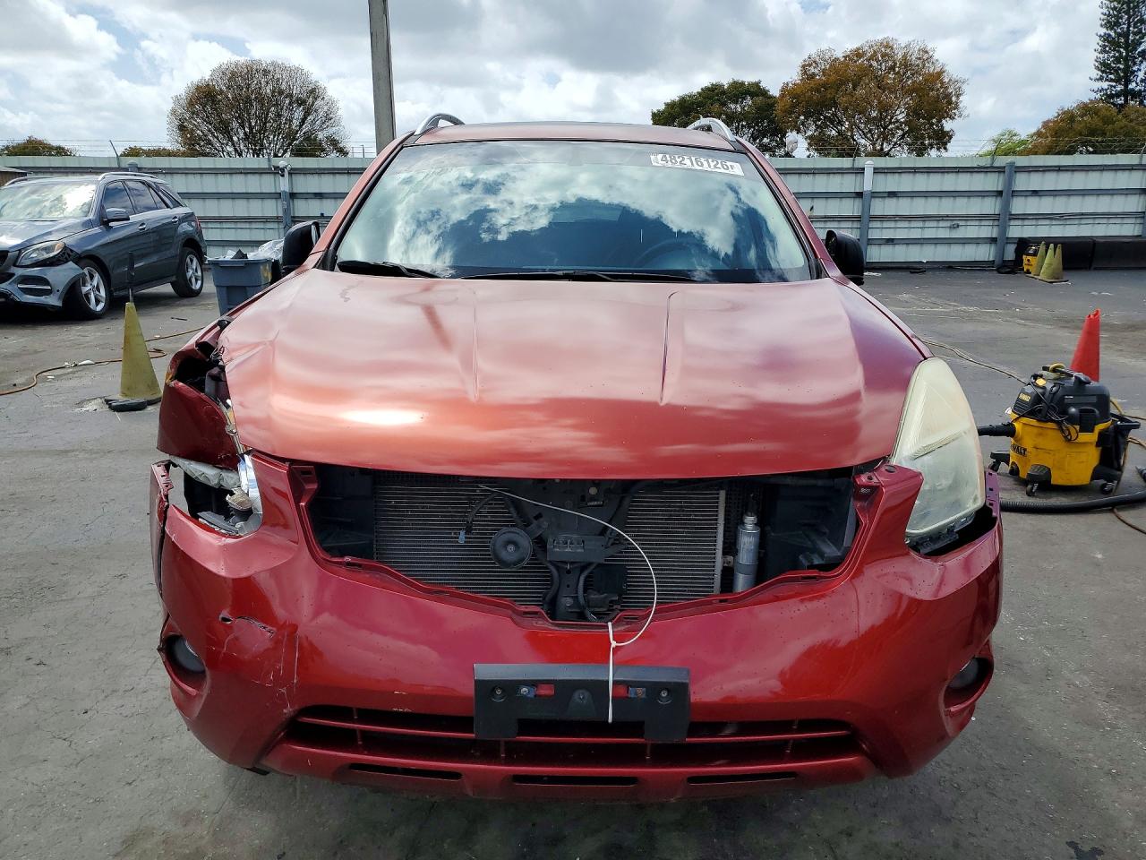 2011 Nissan Rogue S Red vin: JN8AS5MV7BW307994