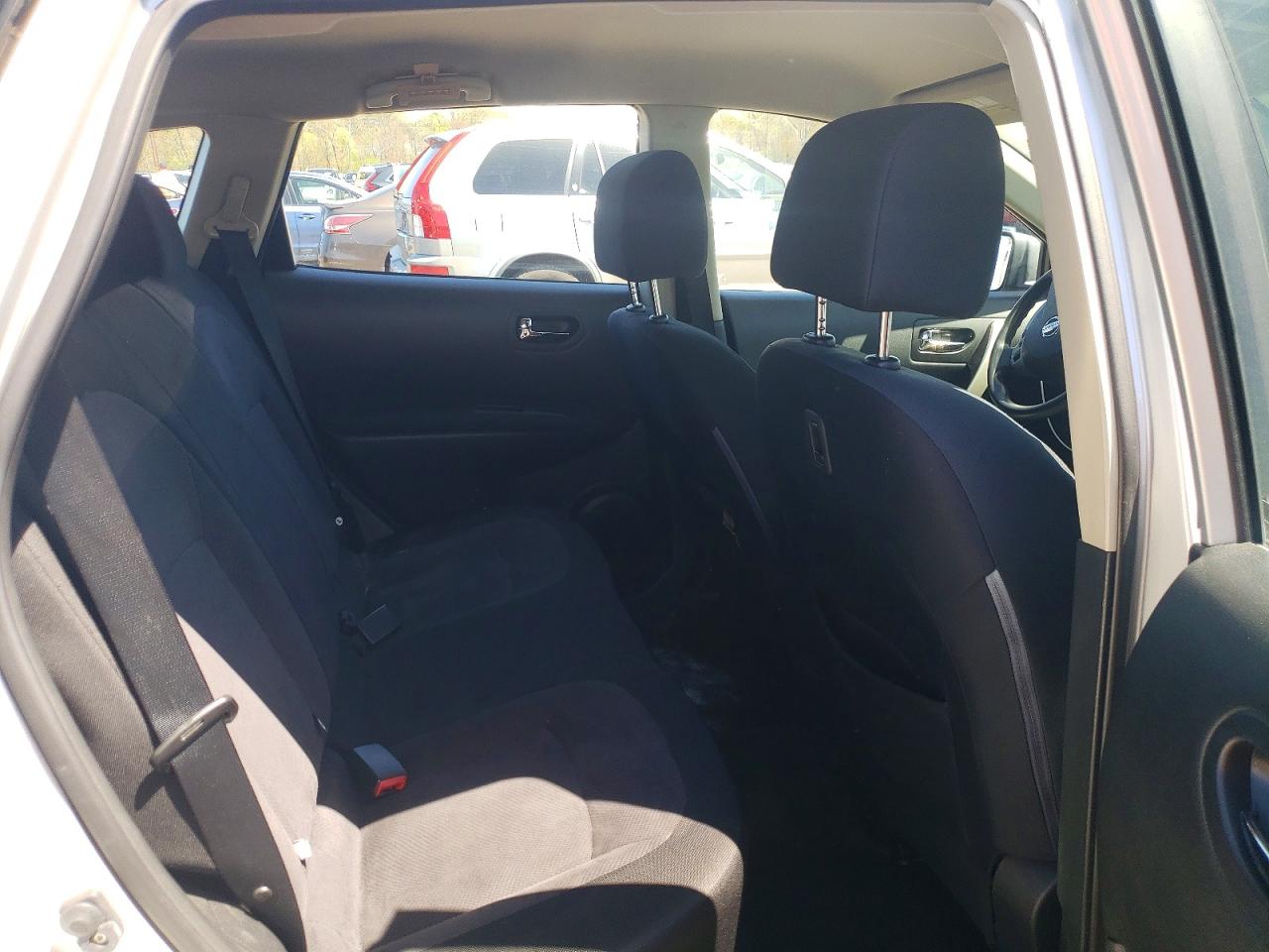2011 Nissan Rogue S Silver vin: JN8AS5MV7BW312838