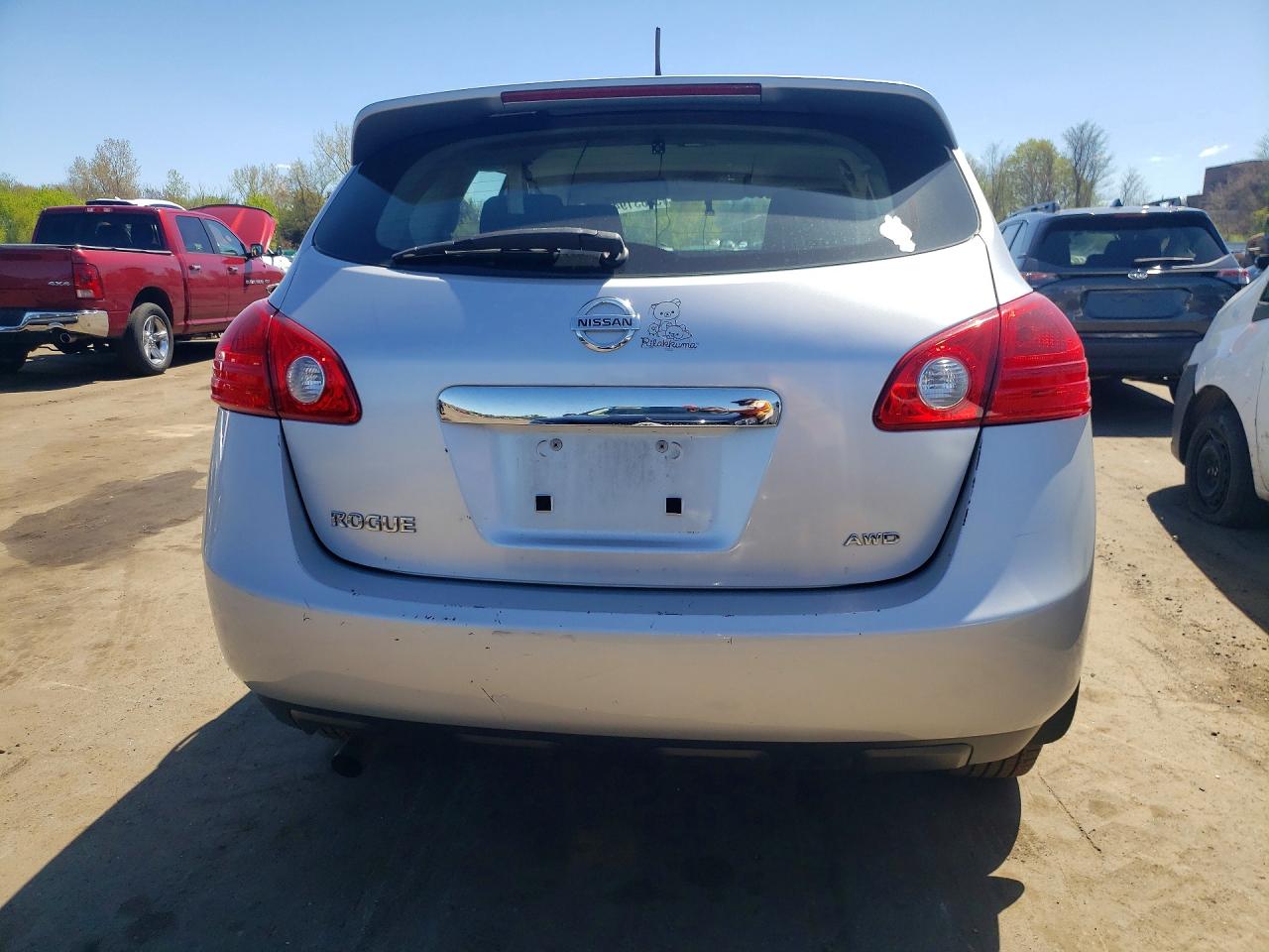 2011 Nissan Rogue S Silver vin: JN8AS5MV7BW312838