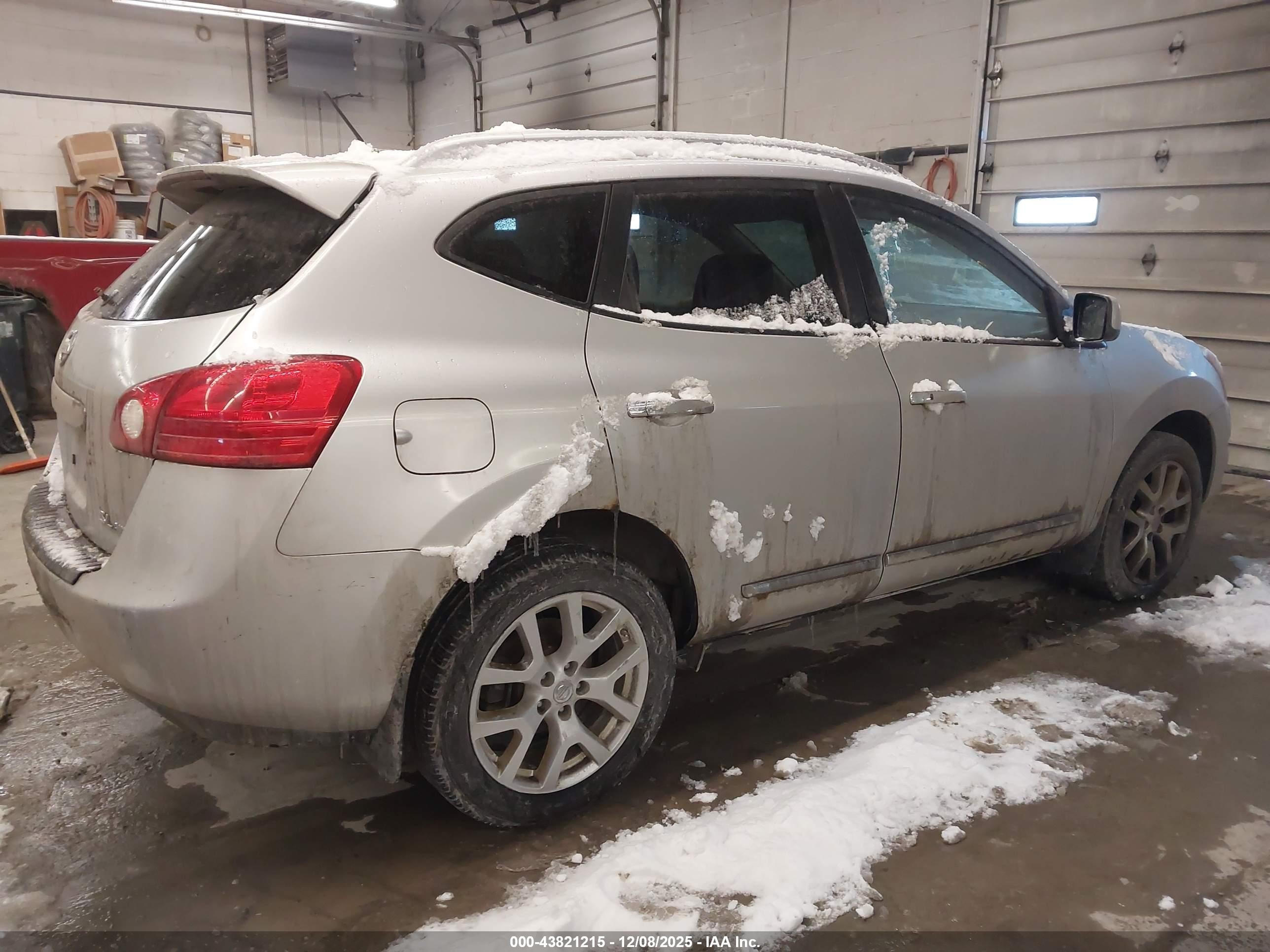 2011 Nissan Rogue Sv Silver vin: JN8AS5MV7BW661398