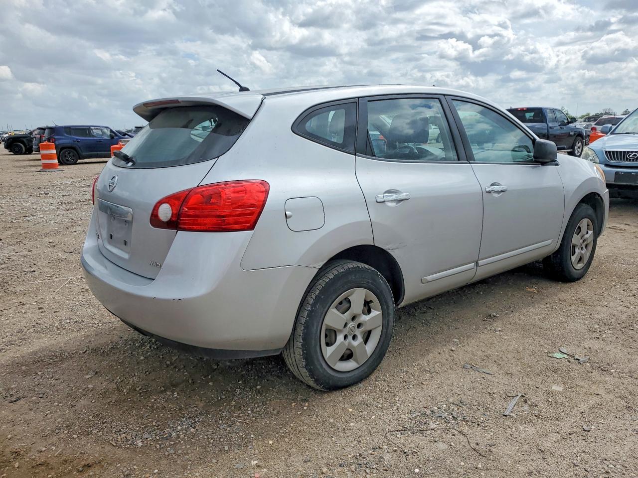 2011 Nissan Rogue S White vin: JN8AS5MV7BW679934