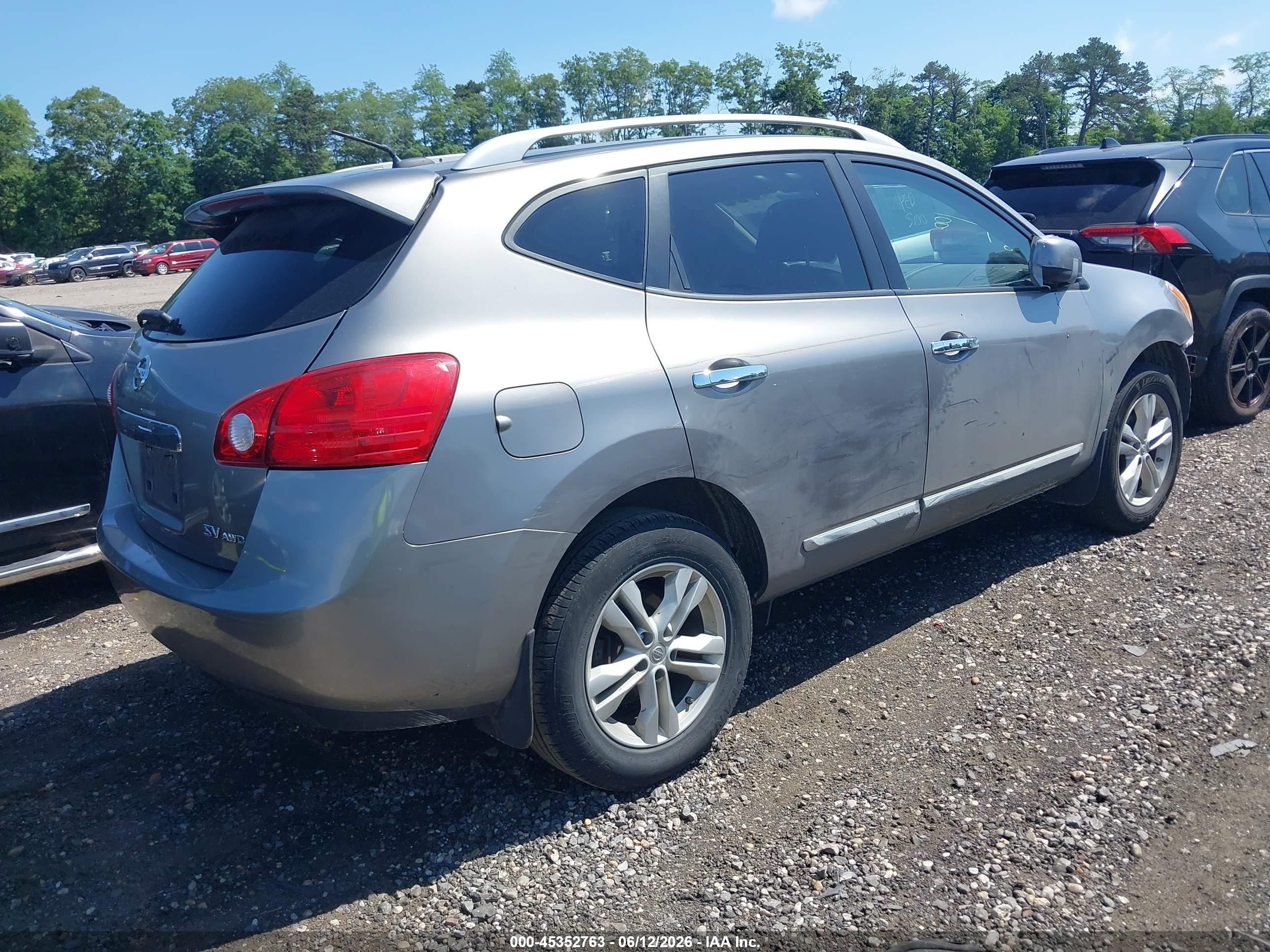 2012 Nissan Rogue Sv Серый vin: JN8AS5MV7CW352595