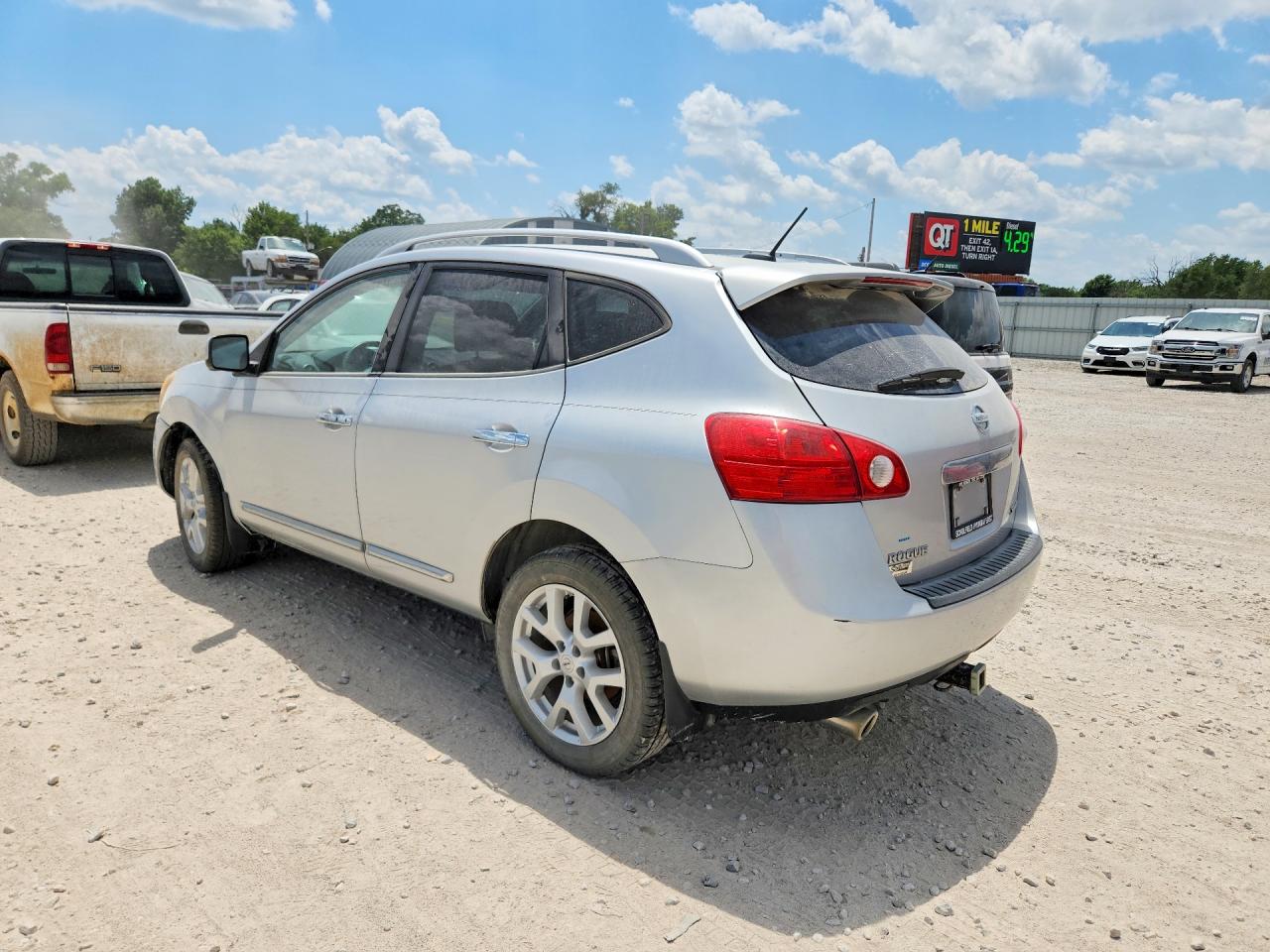 2012 Nissan Rogue S Silver vin: JN8AS5MV7CW356856