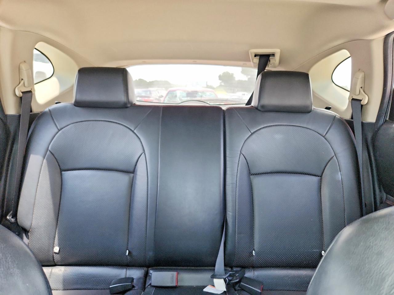 2012 Nissan Rogue S Silver vin: JN8AS5MV7CW356856