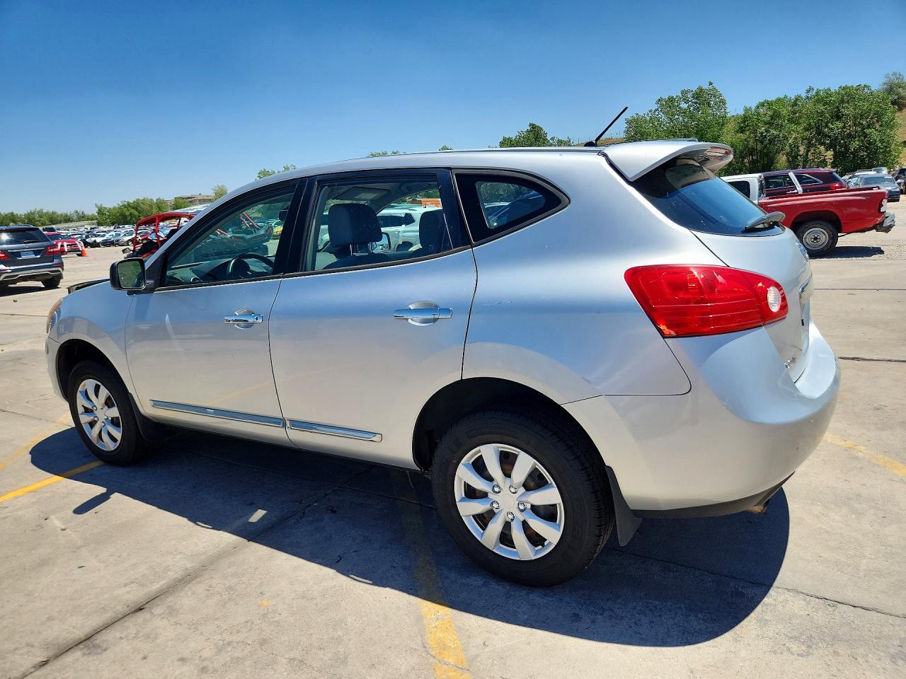2012 Nissan Rogue S Silver vin: JN8AS5MV7CW360549
