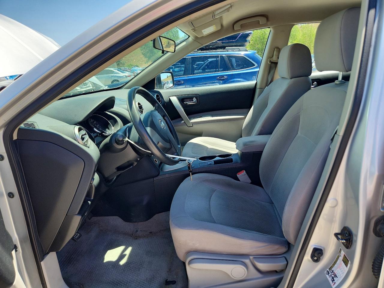 2012 Nissan Rogue S Silver vin: JN8AS5MV7CW360549