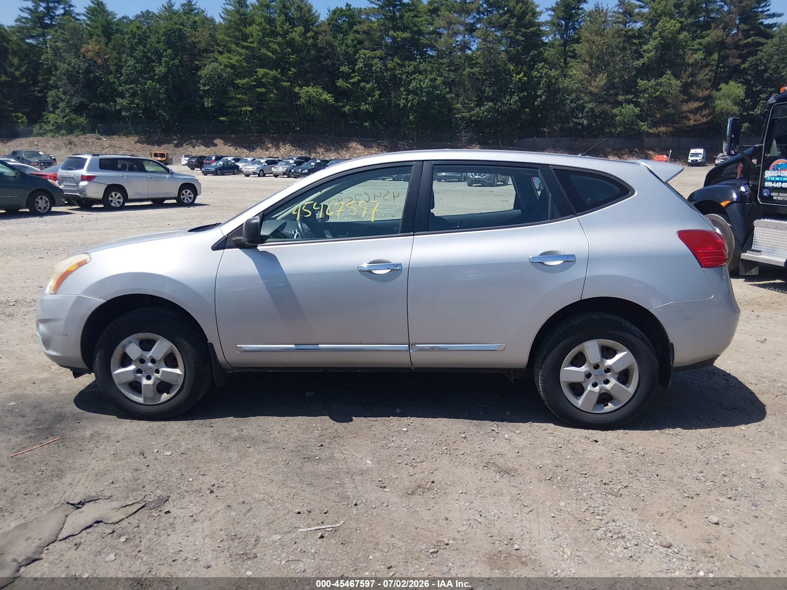 2012 Nissan Rogue S Silver vin: JN8AS5MV7CW393776