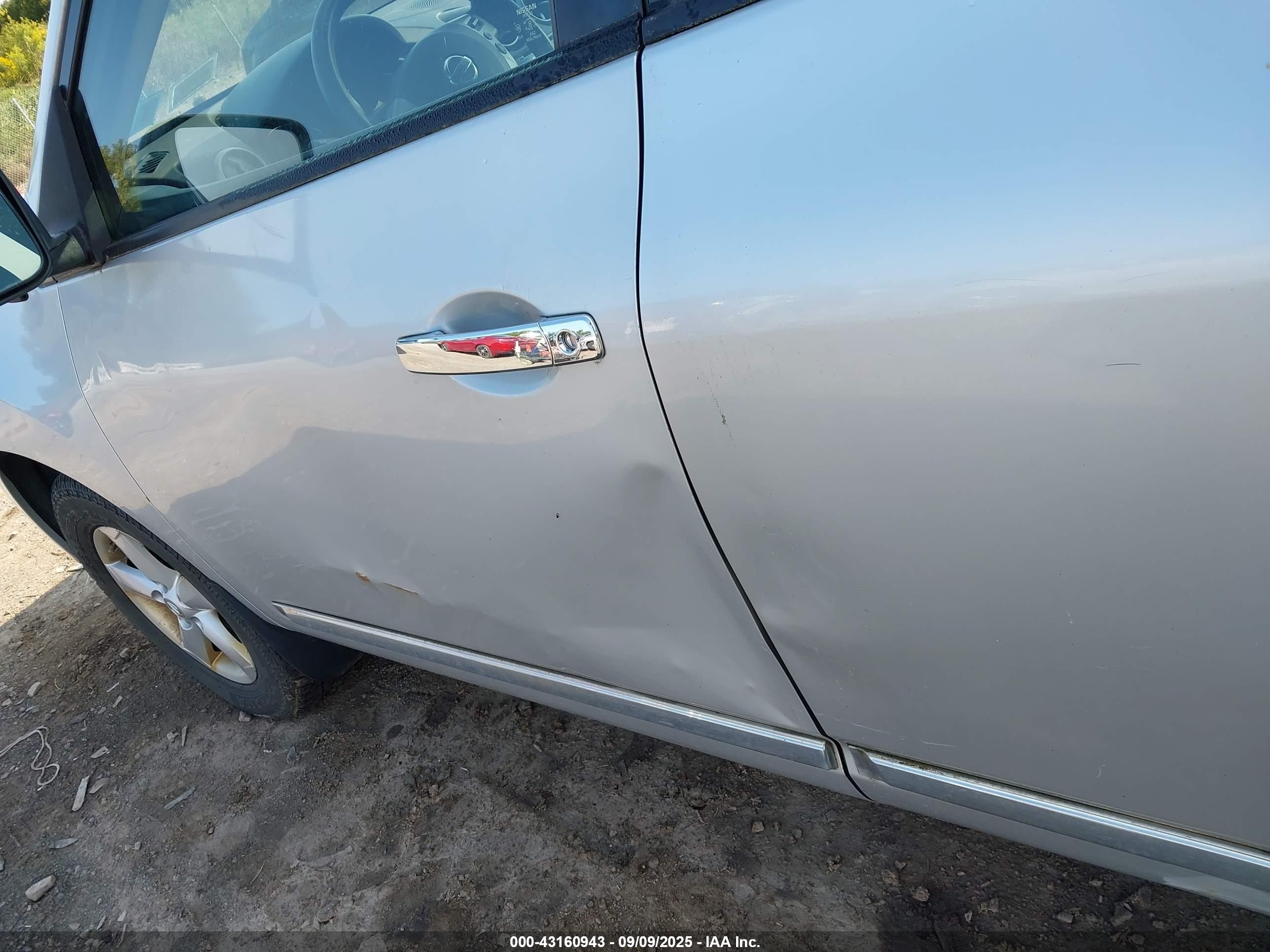 2012 Nissan Rogue S Silver vin: JN8AS5MV7CW401536