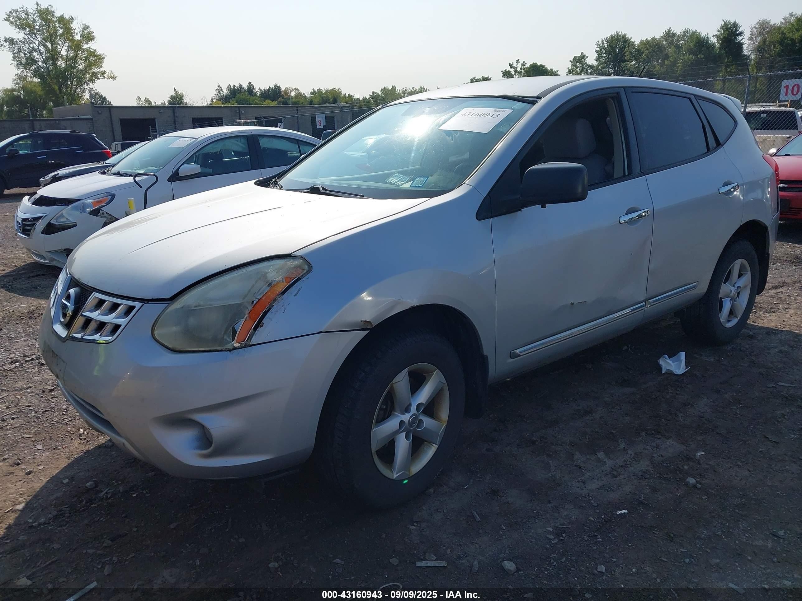 2012 Nissan Rogue S Silver vin: JN8AS5MV7CW401536