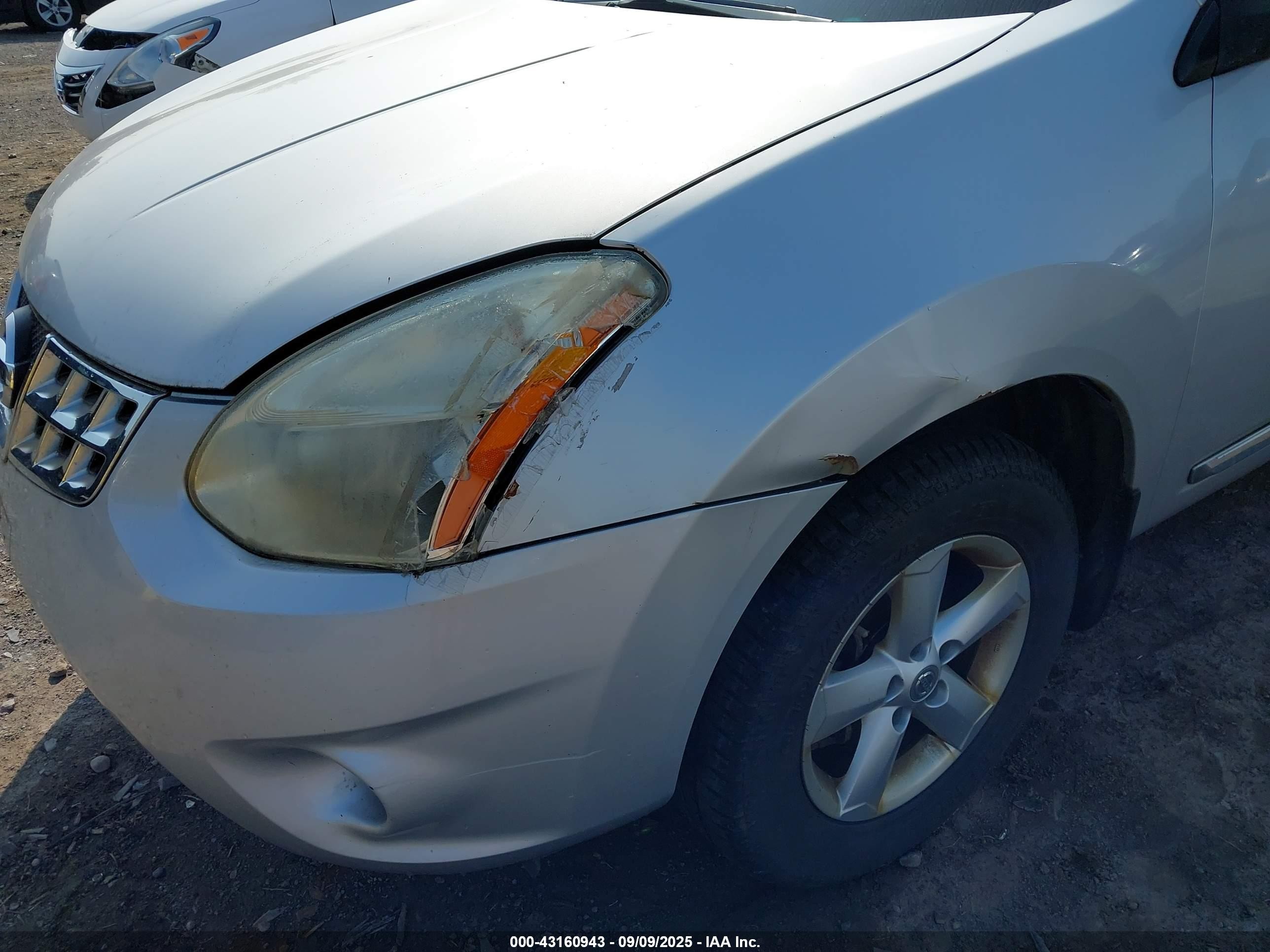 2012 Nissan Rogue S Silver vin: JN8AS5MV7CW401536