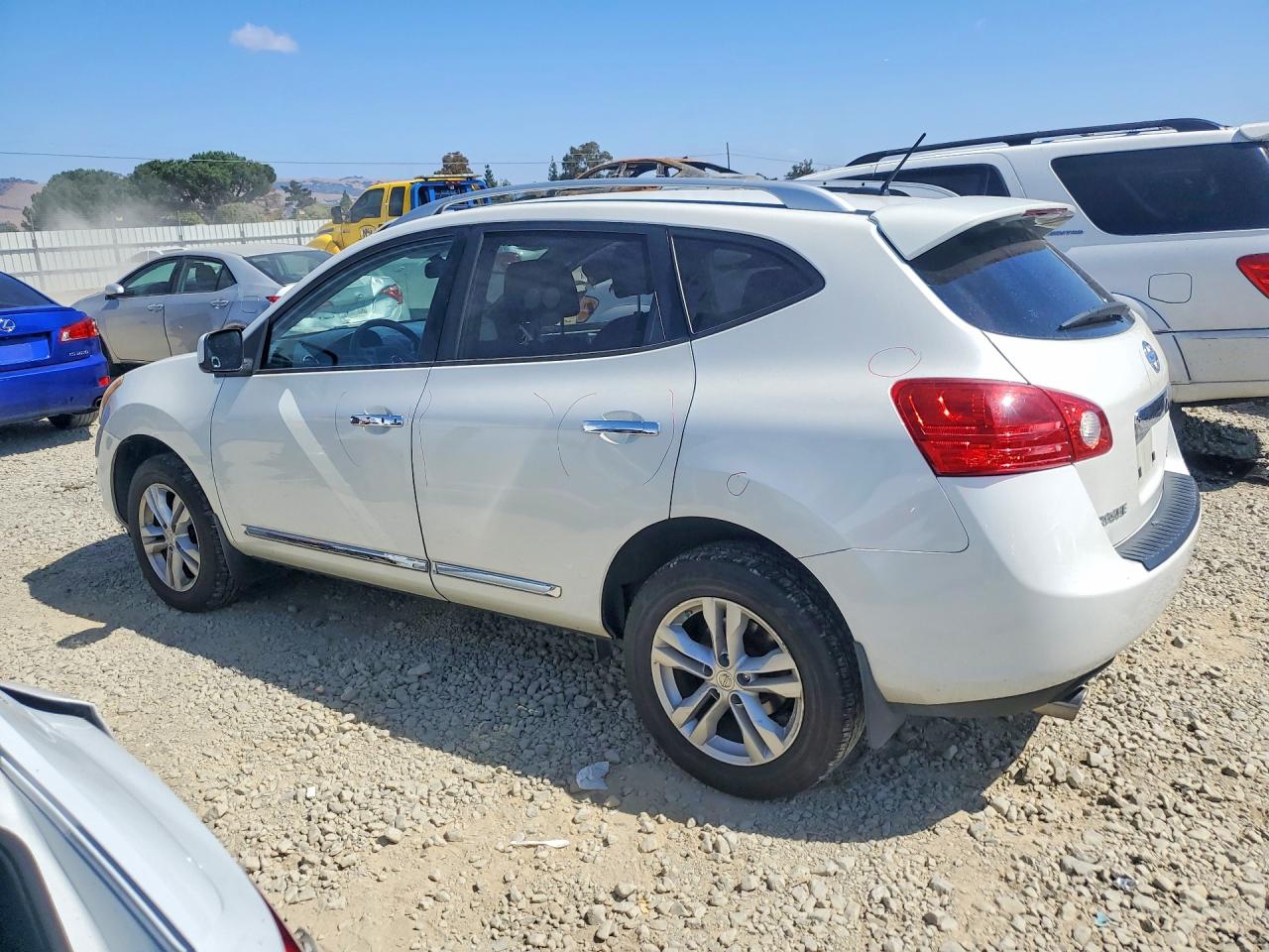 2012 Nissan Rogue S White vin: JN8AS5MV7CW405702