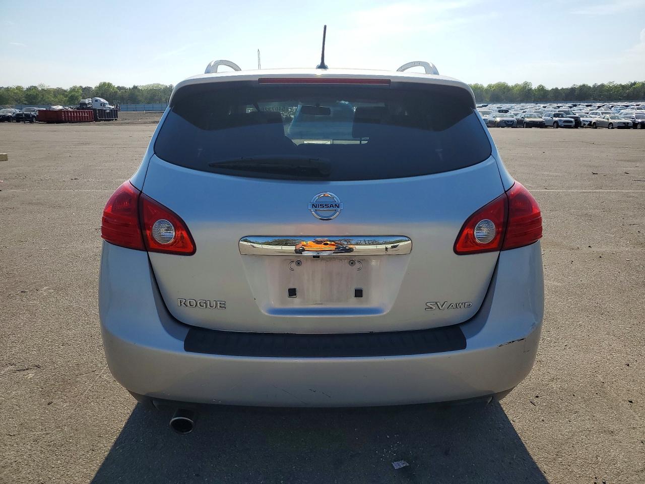 2012 Nissan Rogue S Silver vin: JN8AS5MV7CW718409