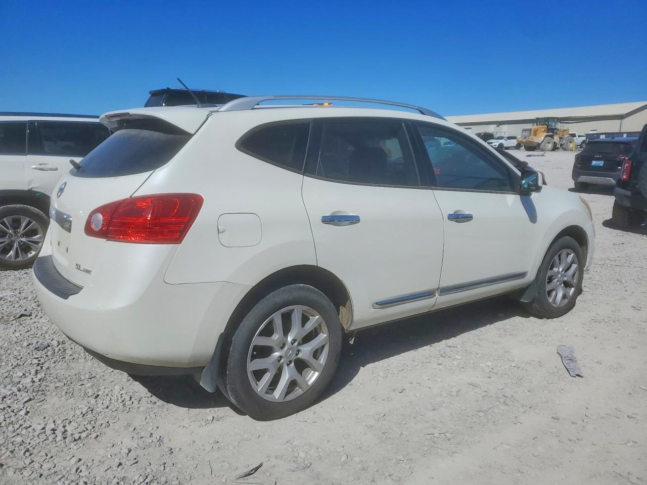 2013 Nissan Rogue S White vin: JN8AS5MV7DW109659