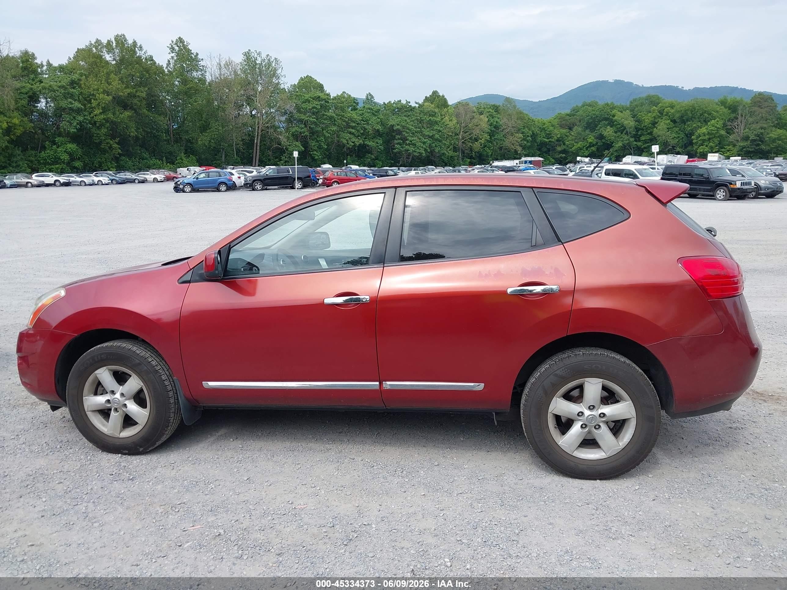 2013 Nissan Rogue S Красный vin: JN8AS5MV7DW114196