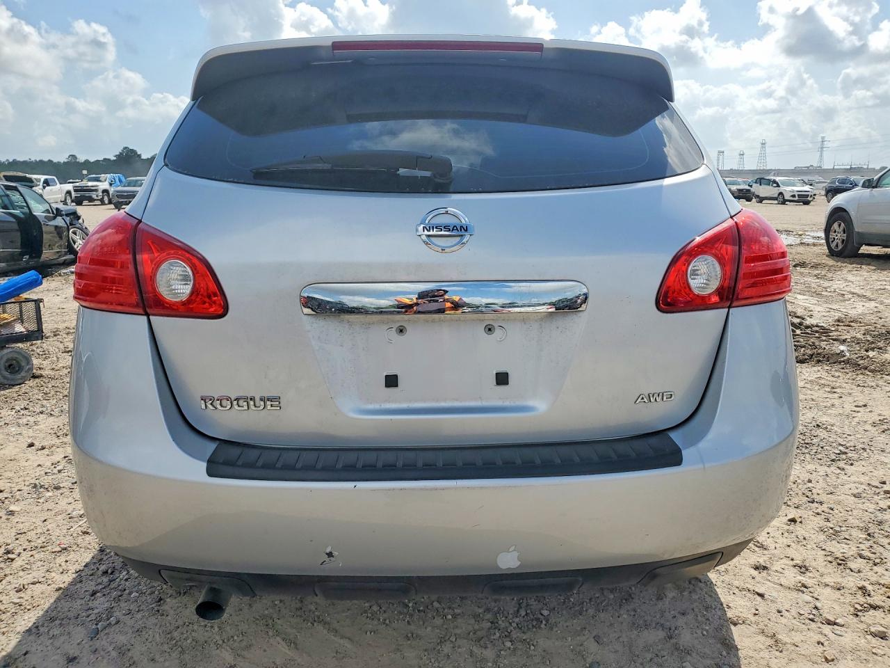 2013 Nissan Rogue S Silver vin: JN8AS5MV7DW125344