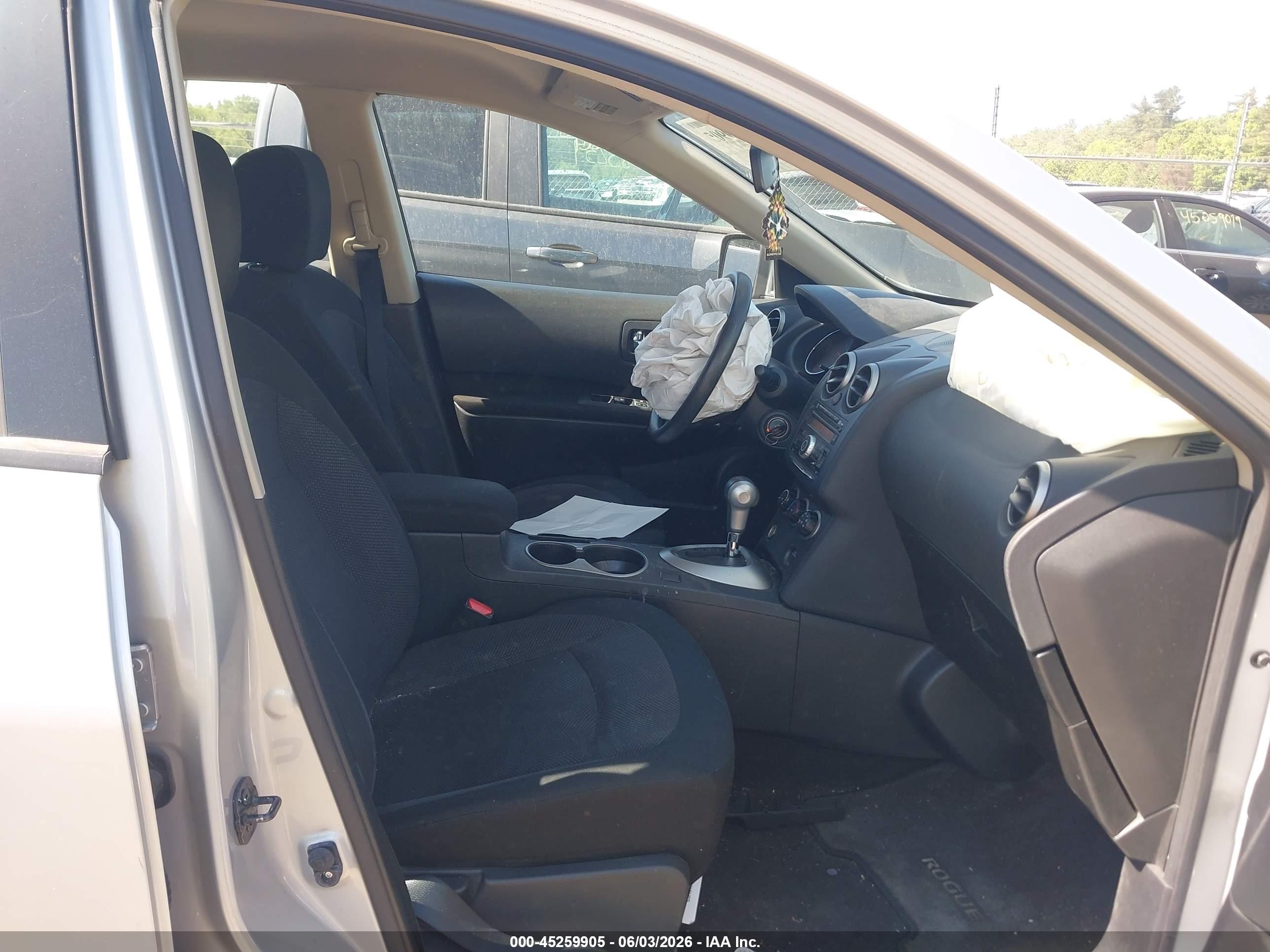 2013 Nissan Rogue S Серый vin: JN8AS5MV7DW134772