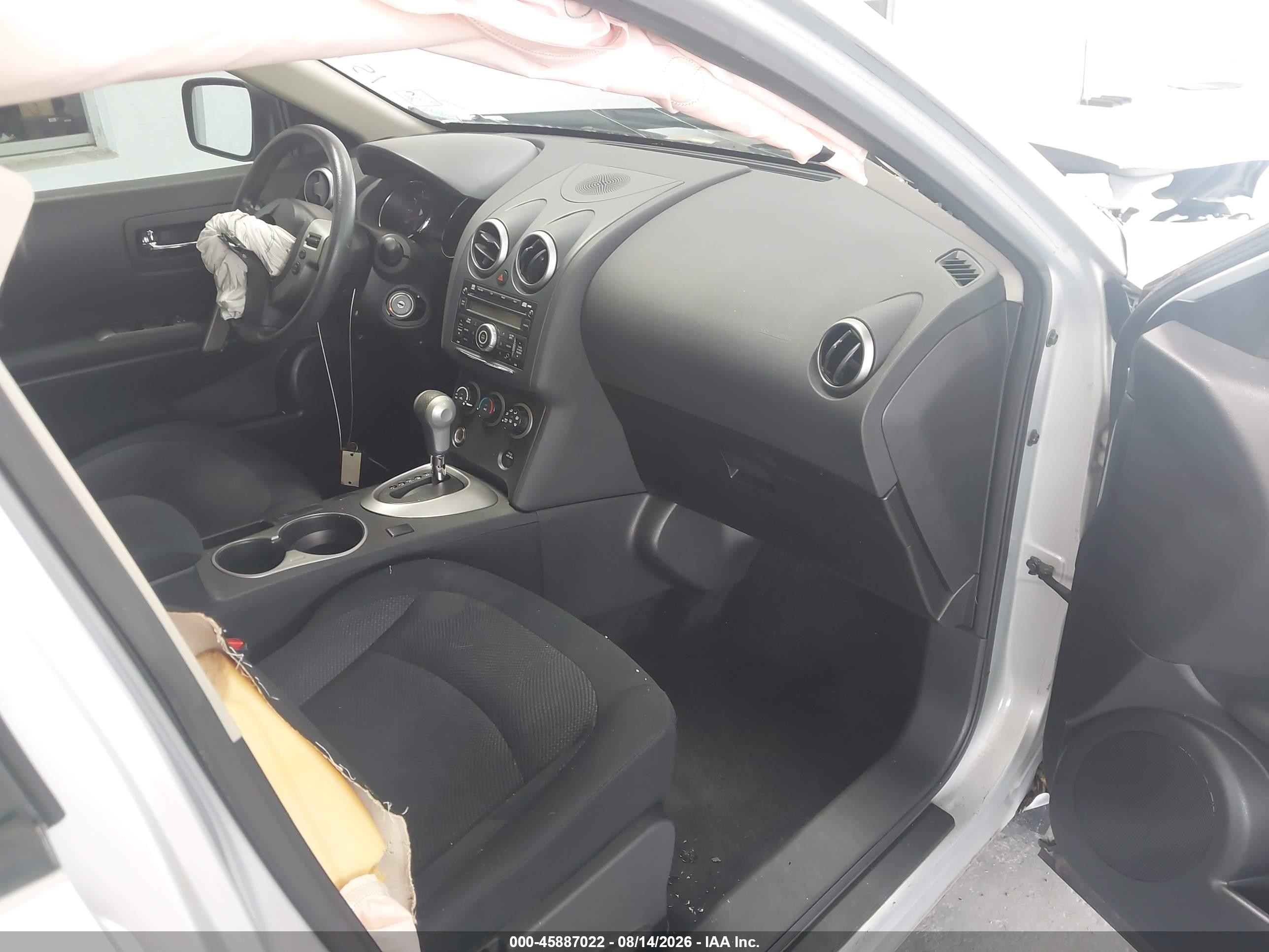2013 Nissan Rogue S Silver vin: JN8AS5MV7DW151068