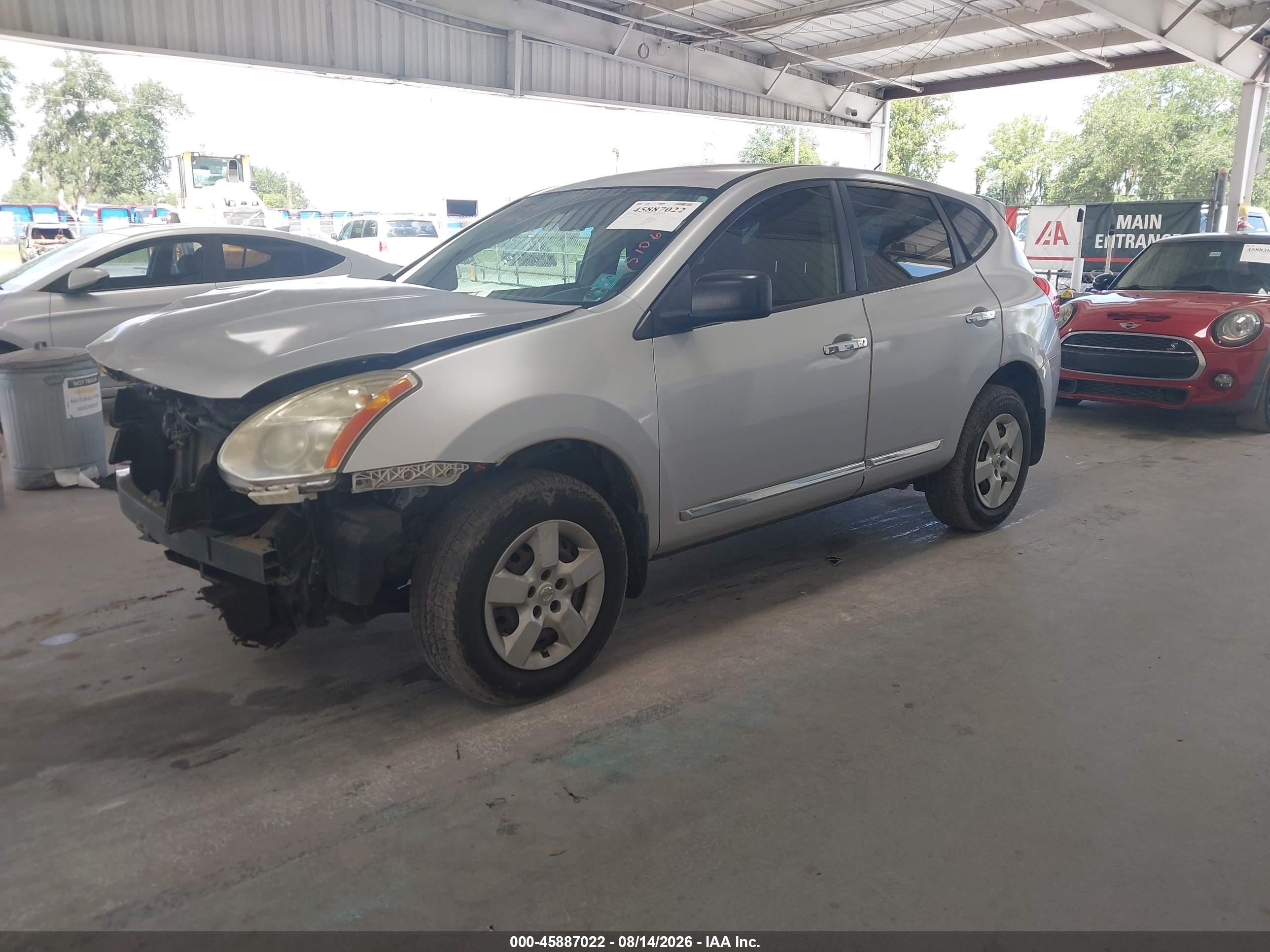 2013 Nissan Rogue S Silver vin: JN8AS5MV7DW151068
