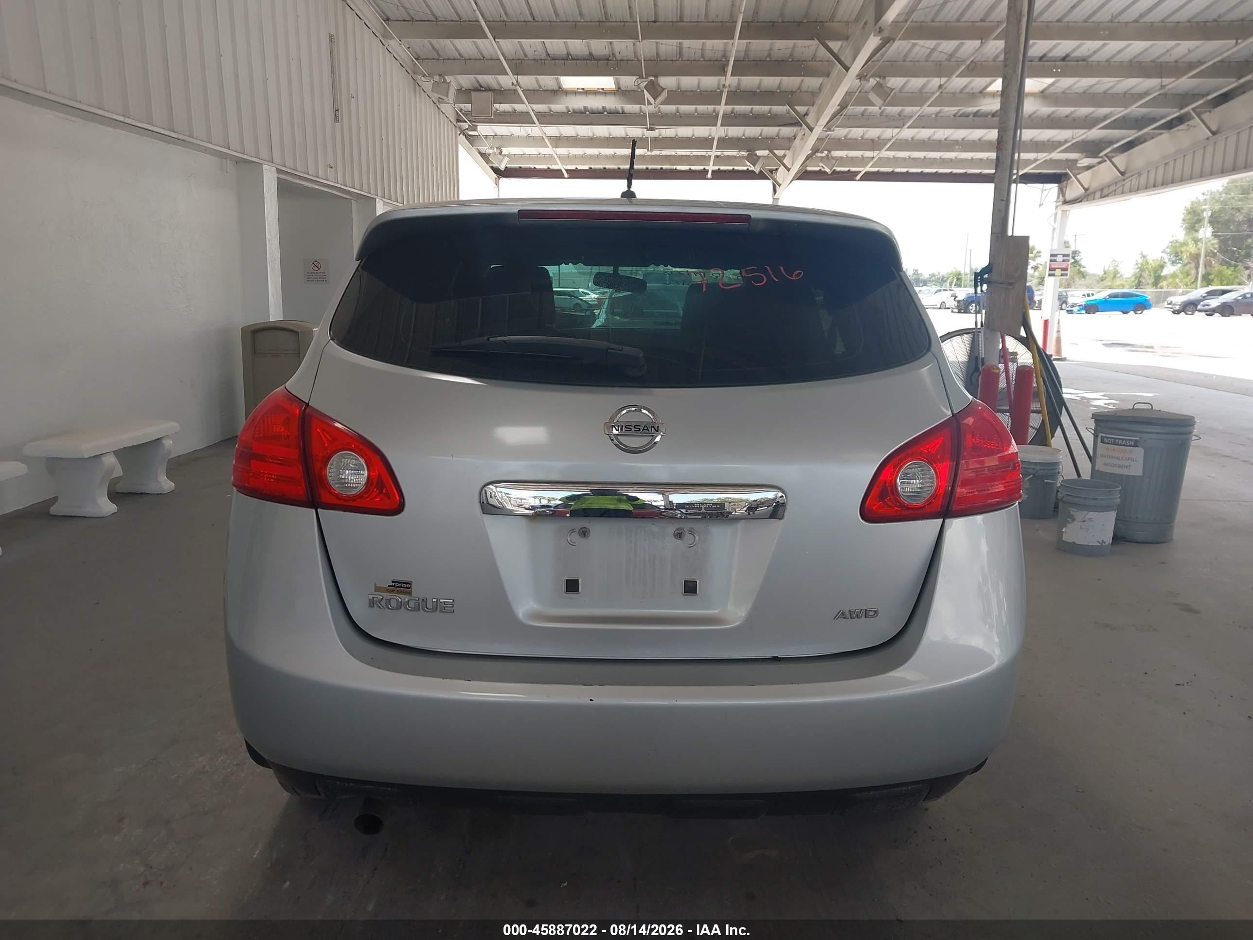 2013 Nissan Rogue S Silver vin: JN8AS5MV7DW151068