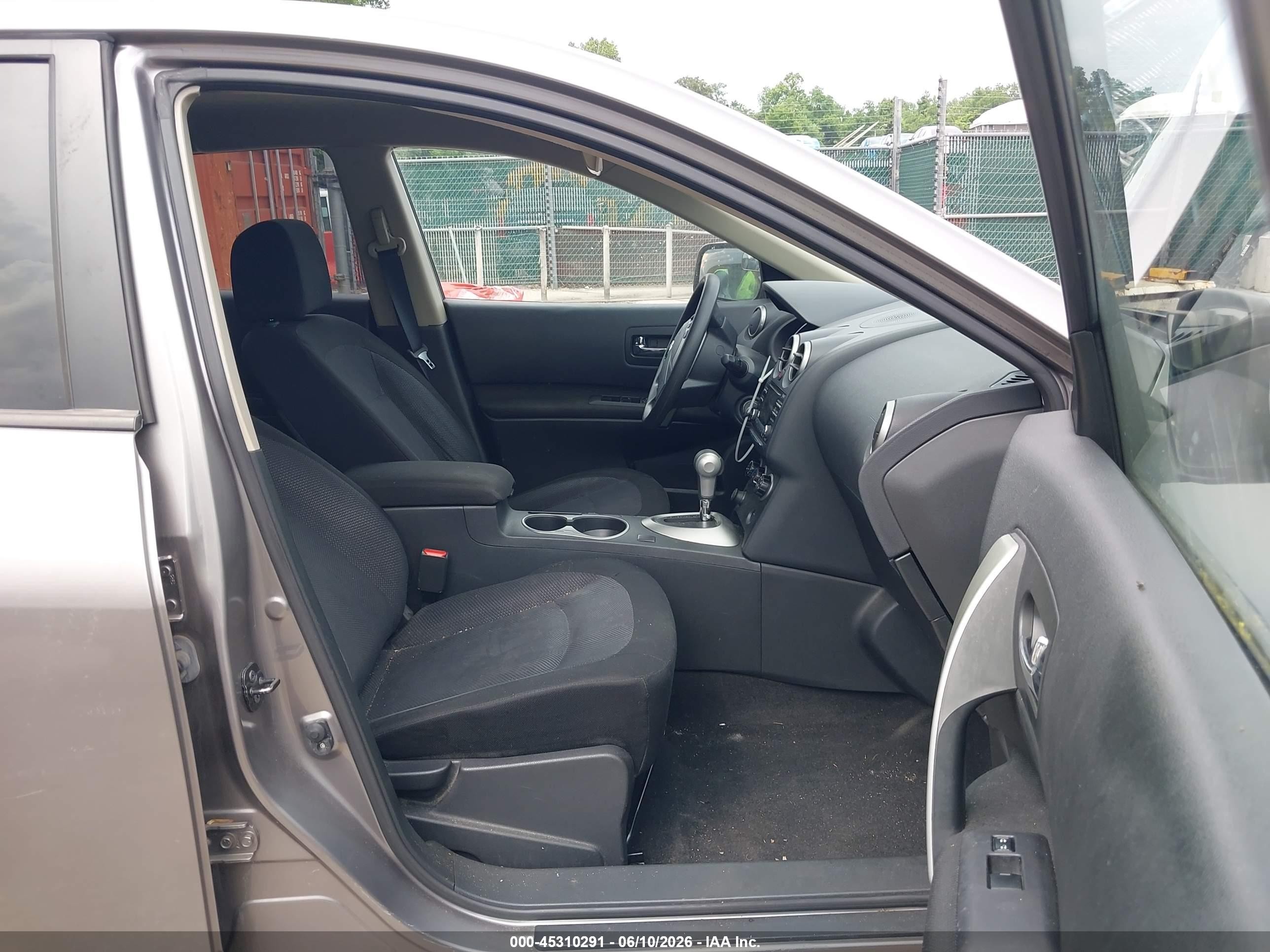 2013 Nissan Rogue S Серый vin: JN8AS5MV7DW602144