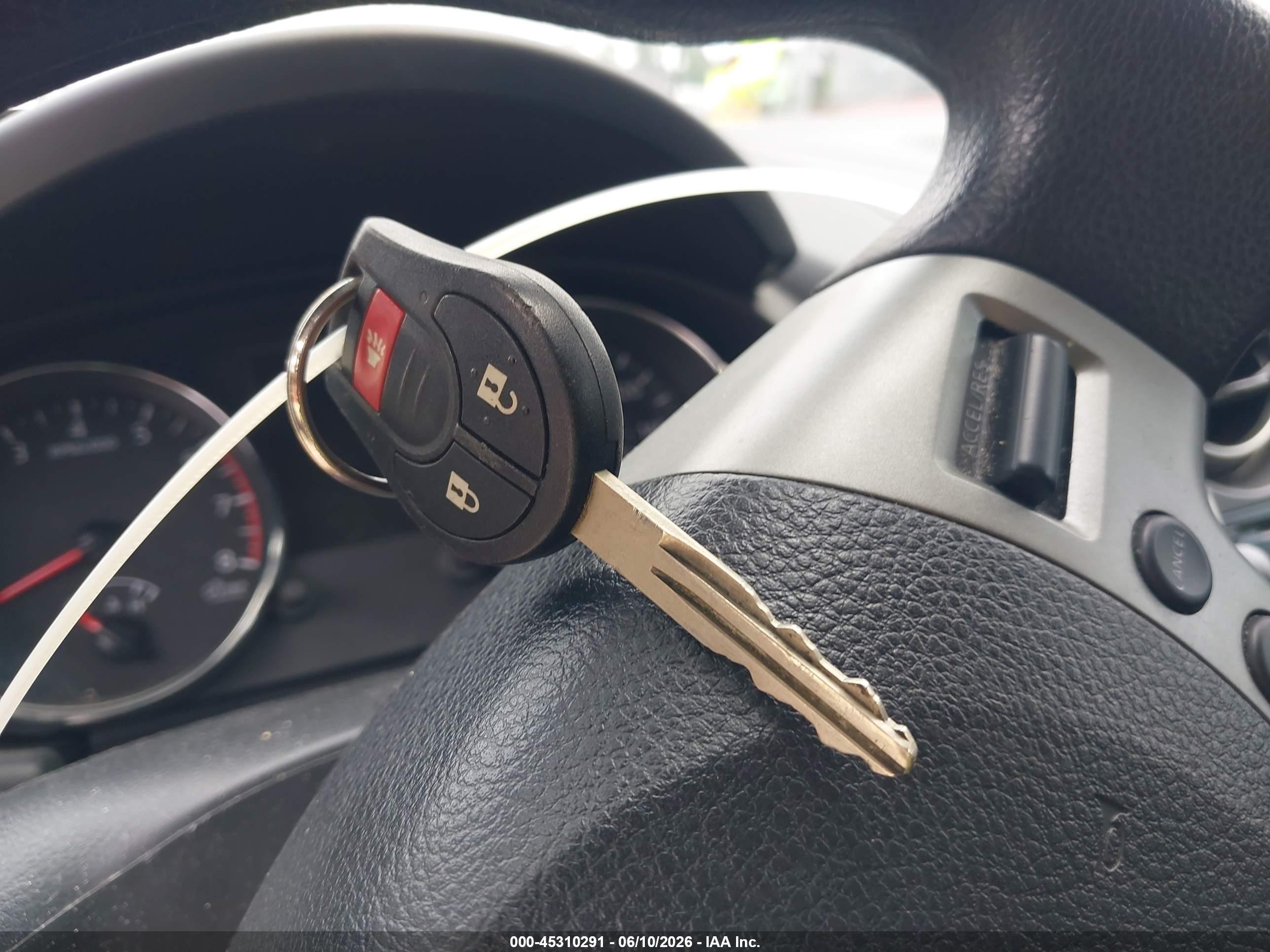 2013 Nissan Rogue S Серый vin: JN8AS5MV7DW602144