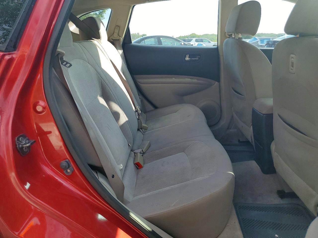 2013 Nissan Rogue S Red vin: JN8AS5MV7DW610096
