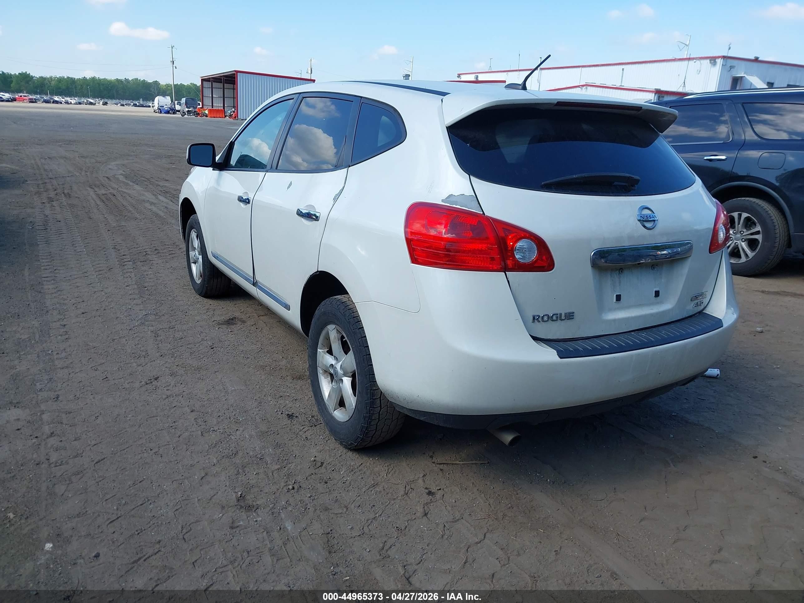 2013 Nissan Rogue S White vin: JN8AS5MV7DW622863