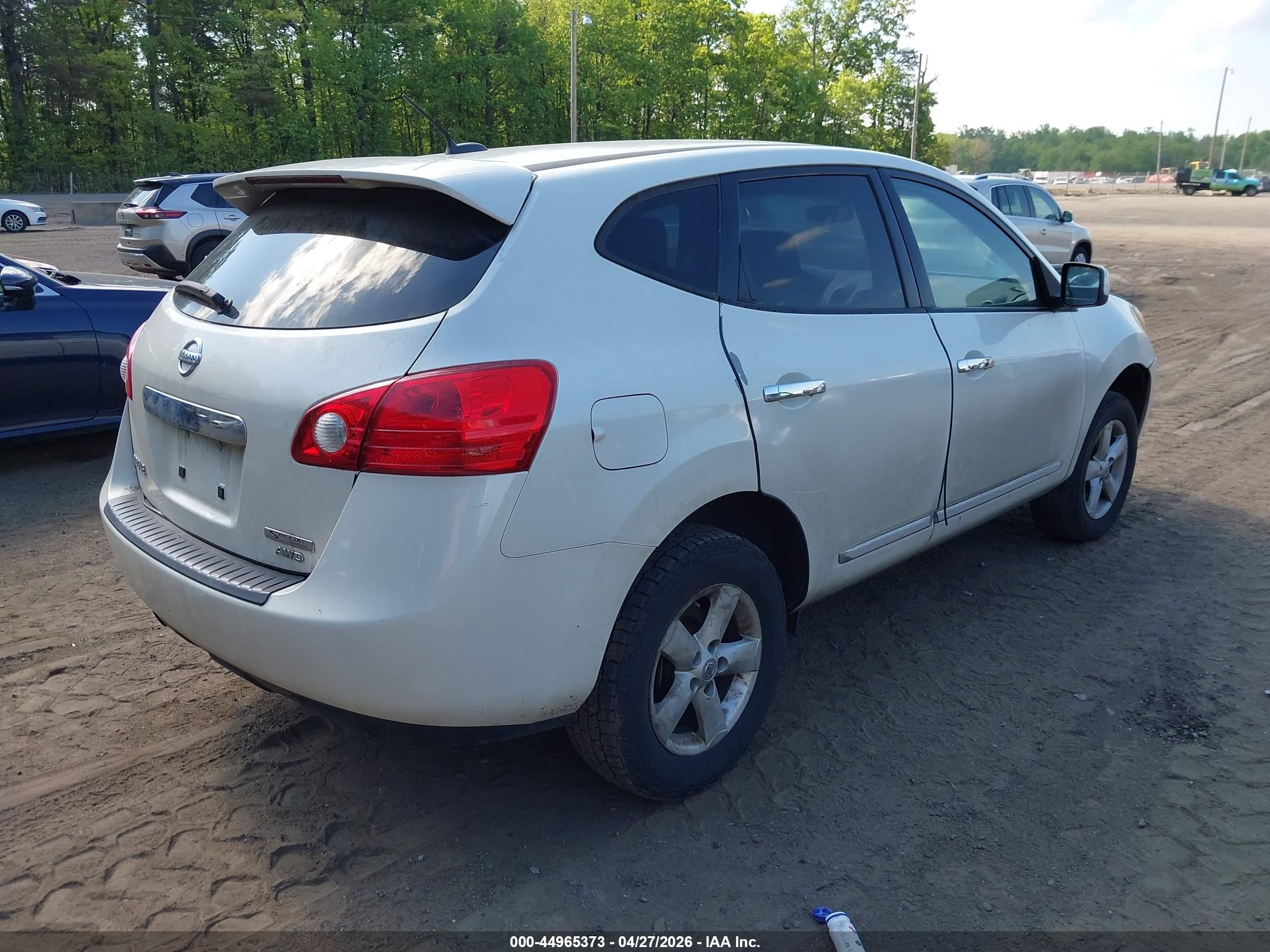 2013 Nissan Rogue S White vin: JN8AS5MV7DW622863