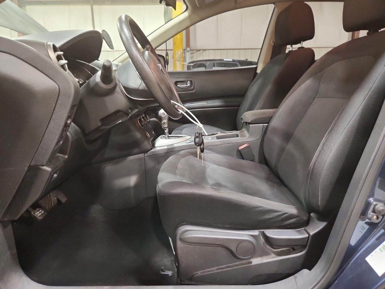 2013 Nissan Rogue S Blue vin: JN8AS5MV7DW627867