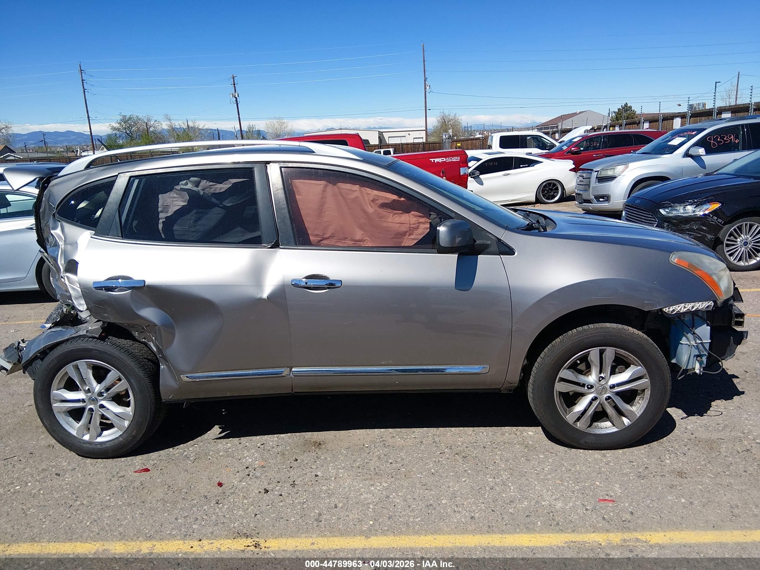 2013 Nissan Rogue Sv Серый vin: JN8AS5MV7DW634544