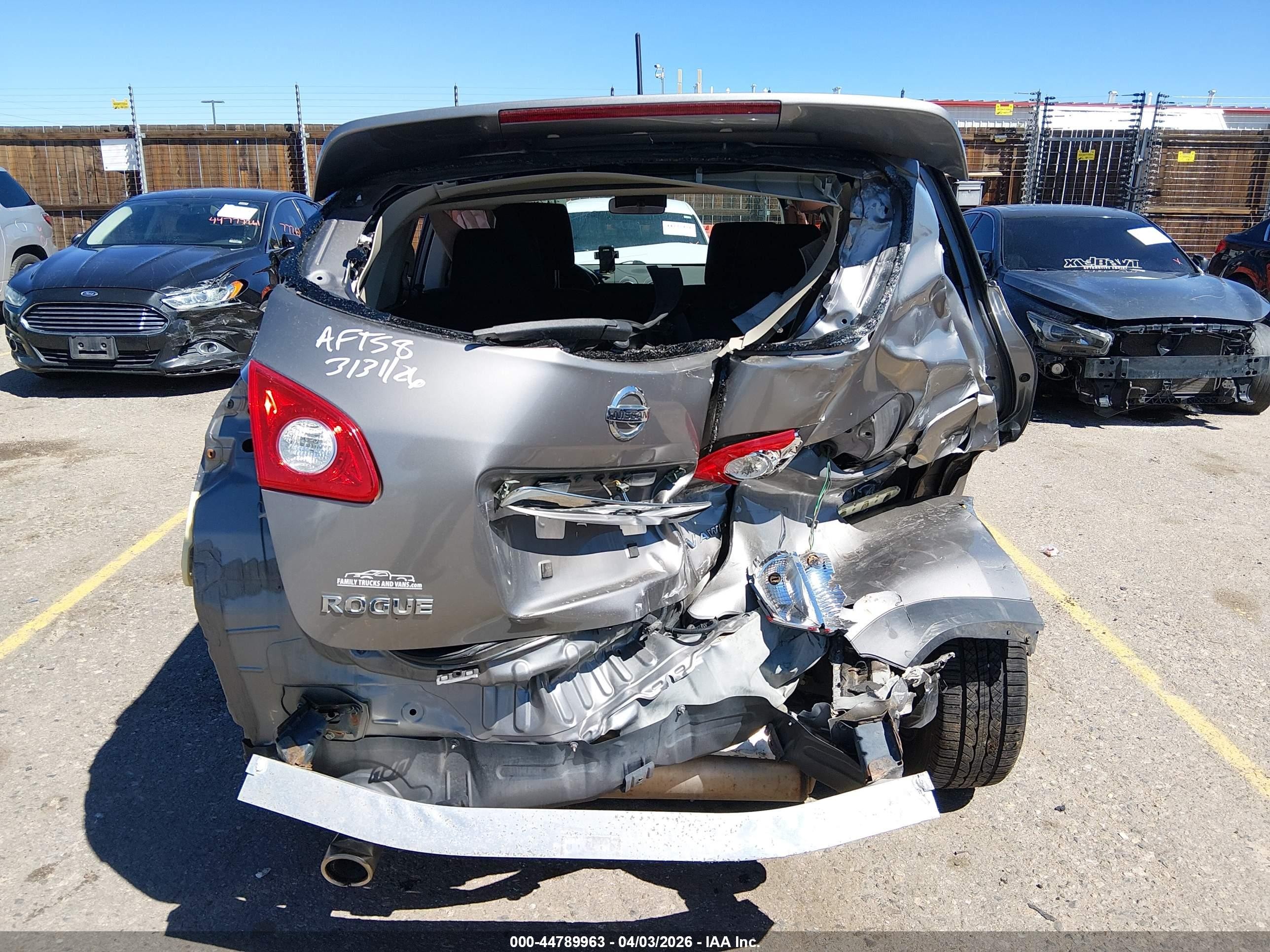 2013 Nissan Rogue Sv Серый vin: JN8AS5MV7DW634544