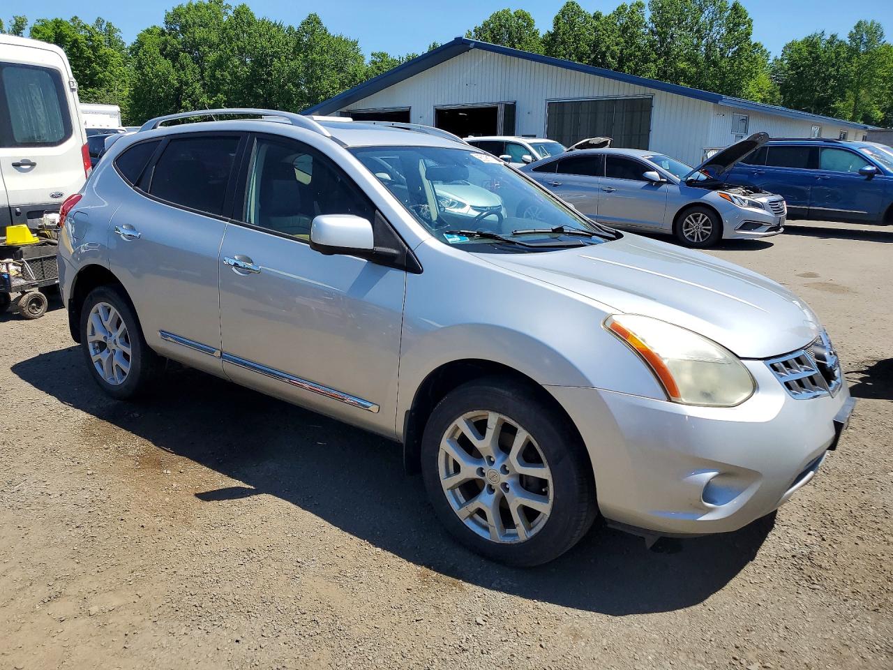 2013 Nissan Rogue S Silver vin: JN8AS5MV7DW645155
