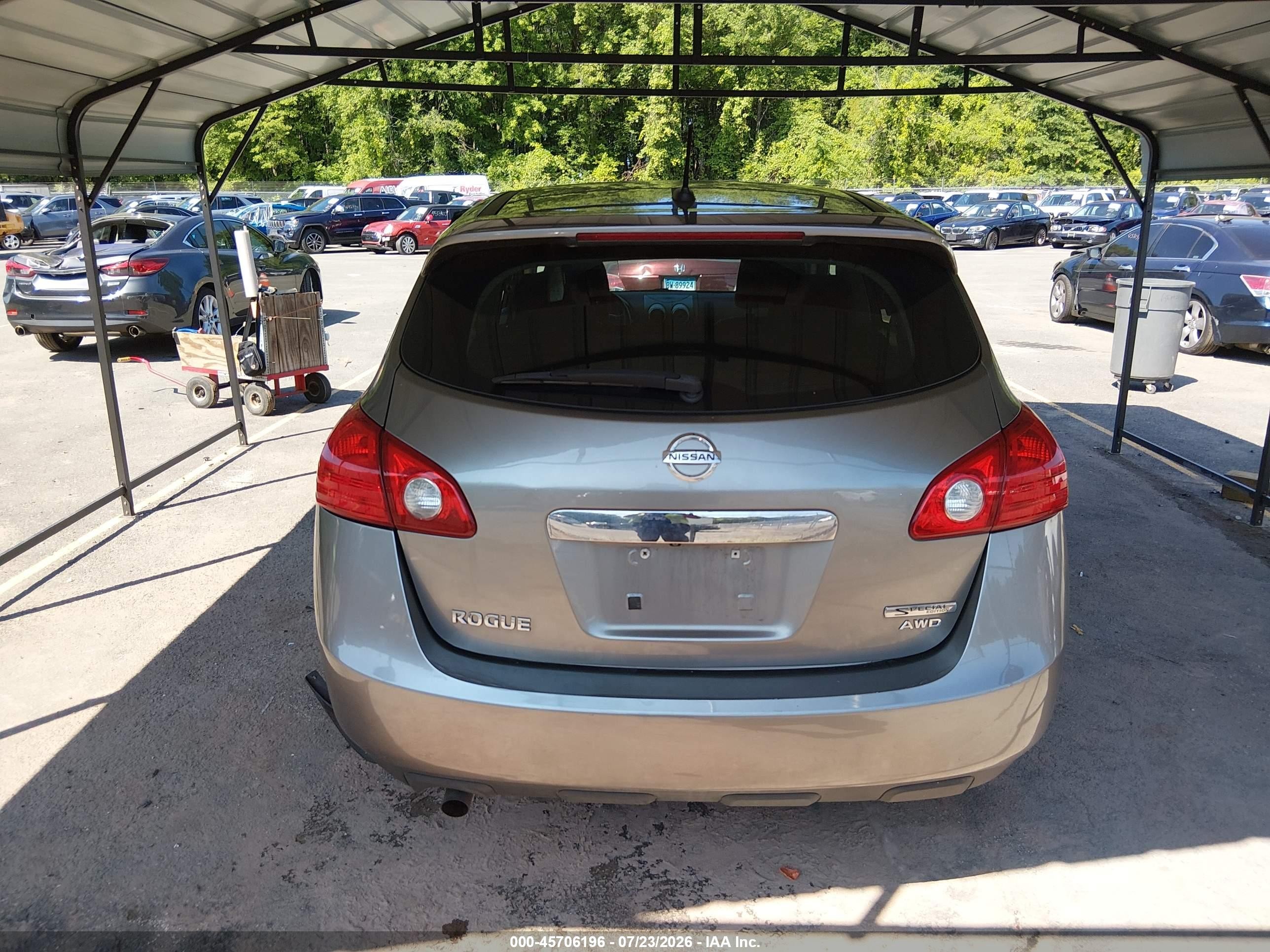 2013 Nissan Rogue S Gold vin: JN8AS5MV7DW656091