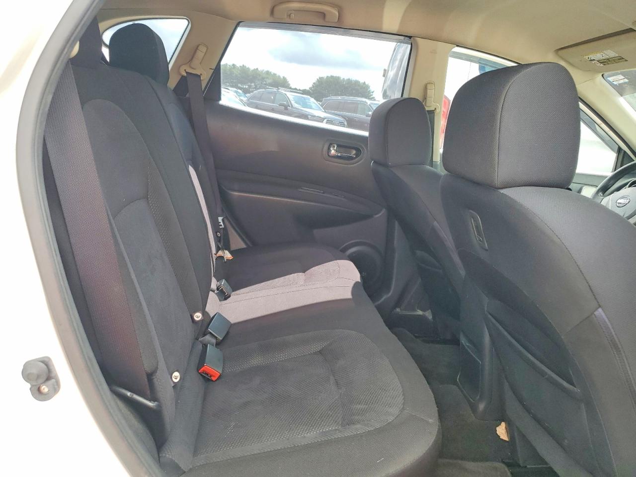 2013 Nissan Rogue S White vin: JN8AS5MV7DW656592